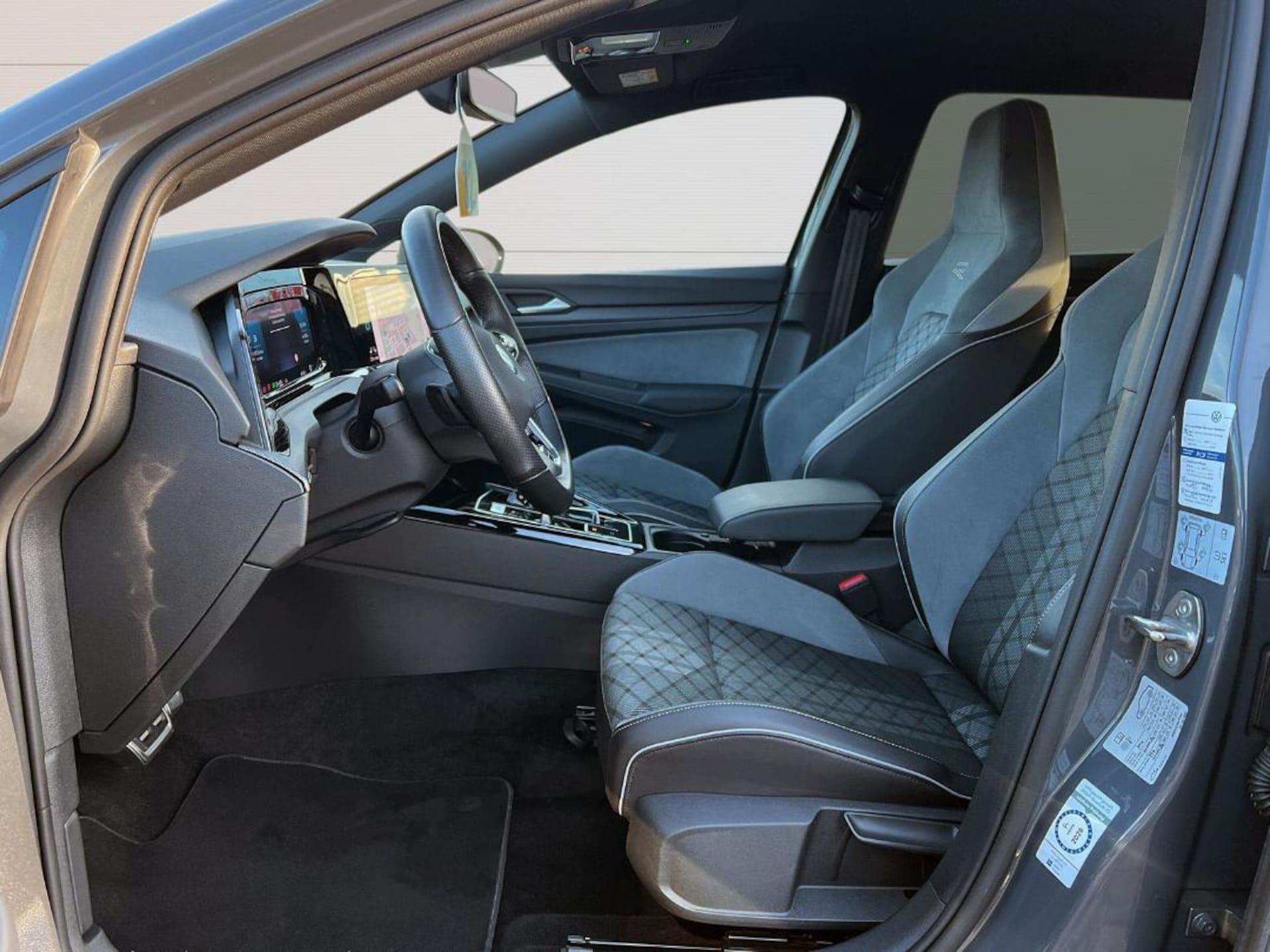 Volkswagen Golf Variant R-Line