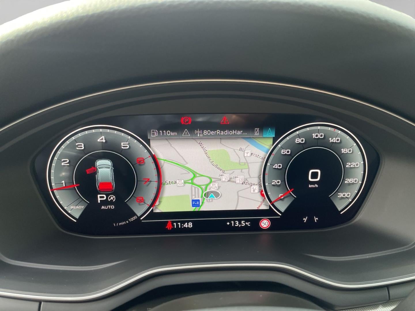 Bild über Audi A4 Avant S line 40 TFSI S tronic - für weitere Informationen kontaktieren Sie den Audi Partner