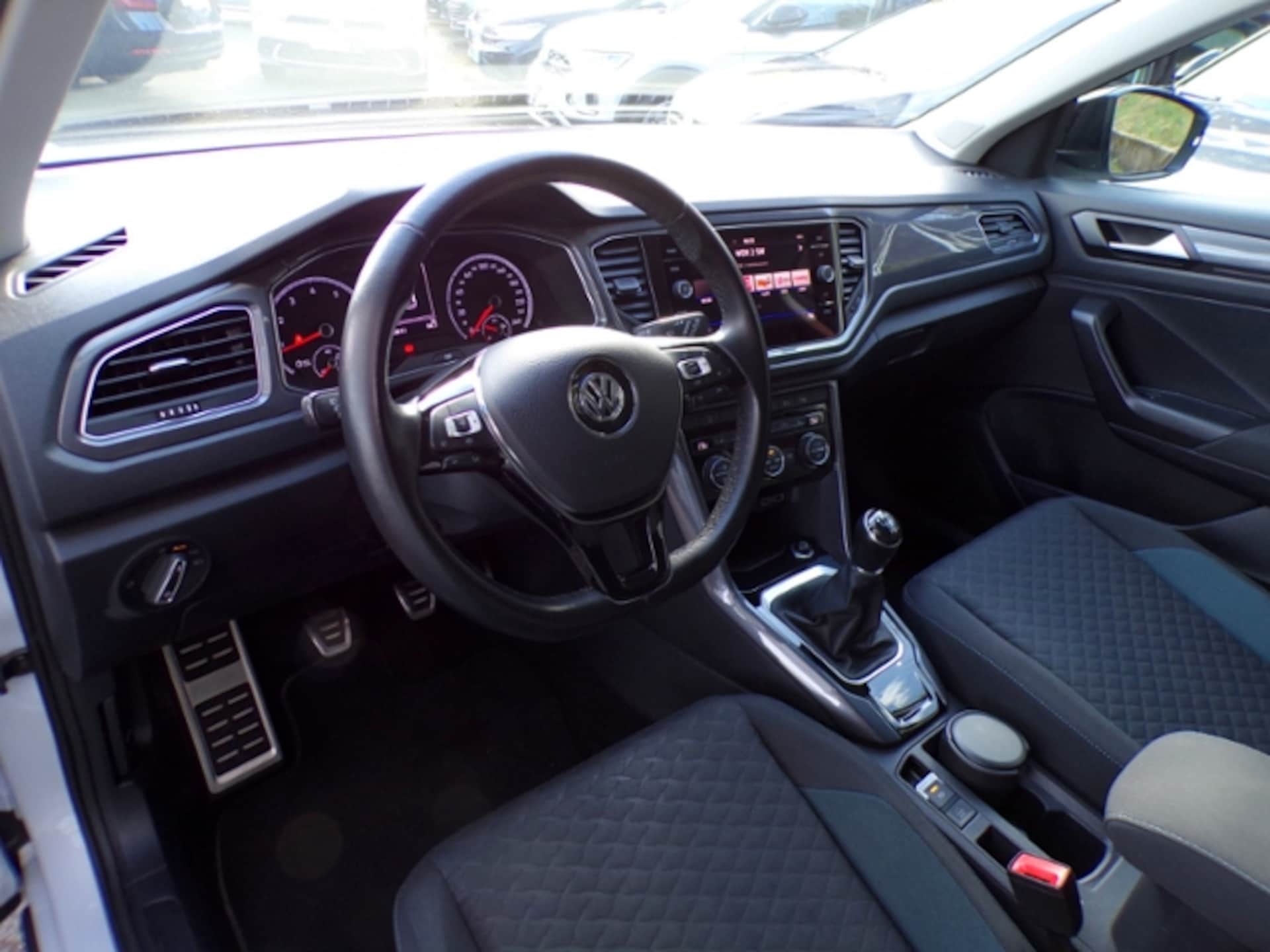 Volkswagen T-Roc IQ.DRIVE