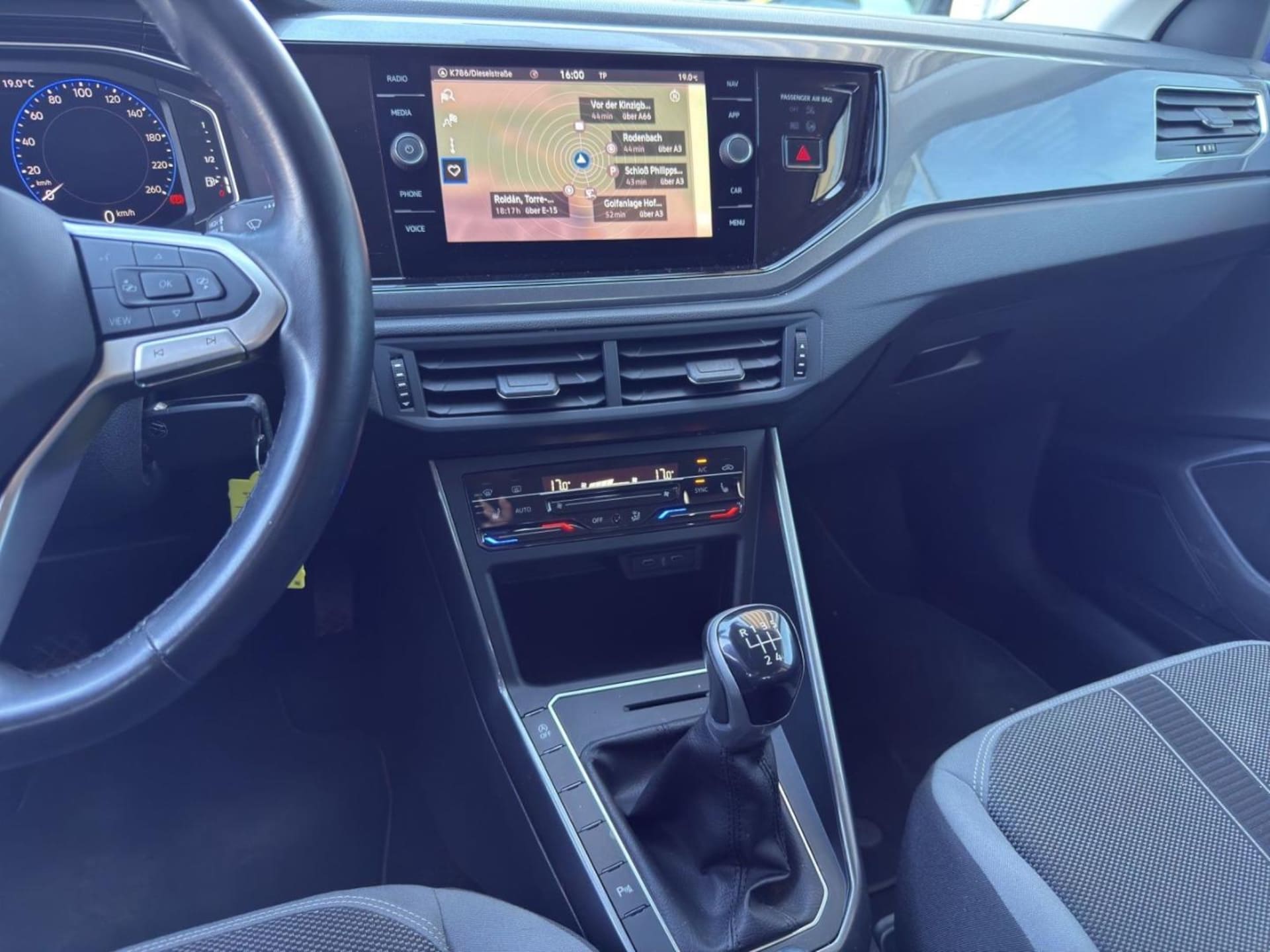 Volkswagen Polo Style