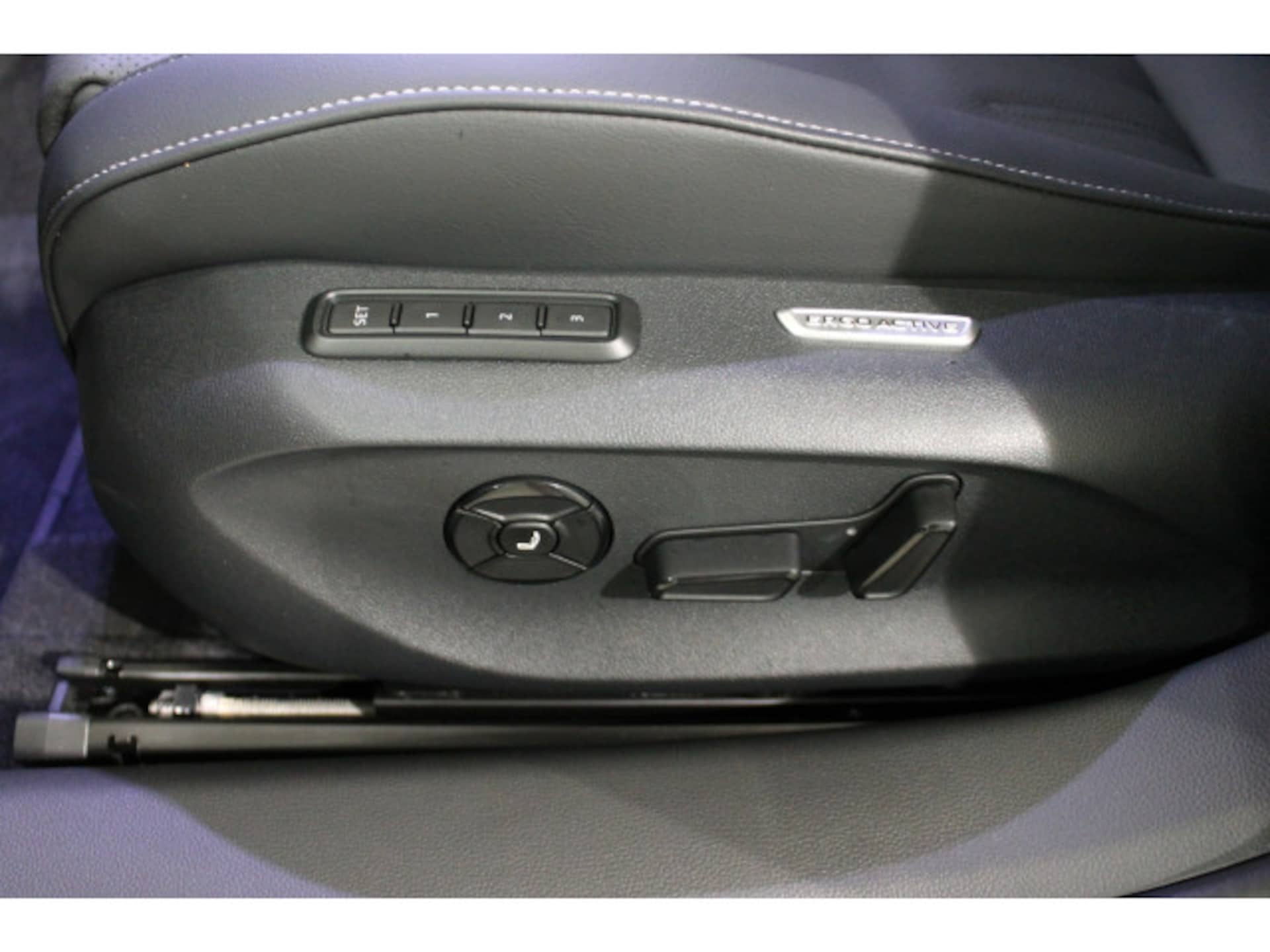 Volkswagen Passat Elegance