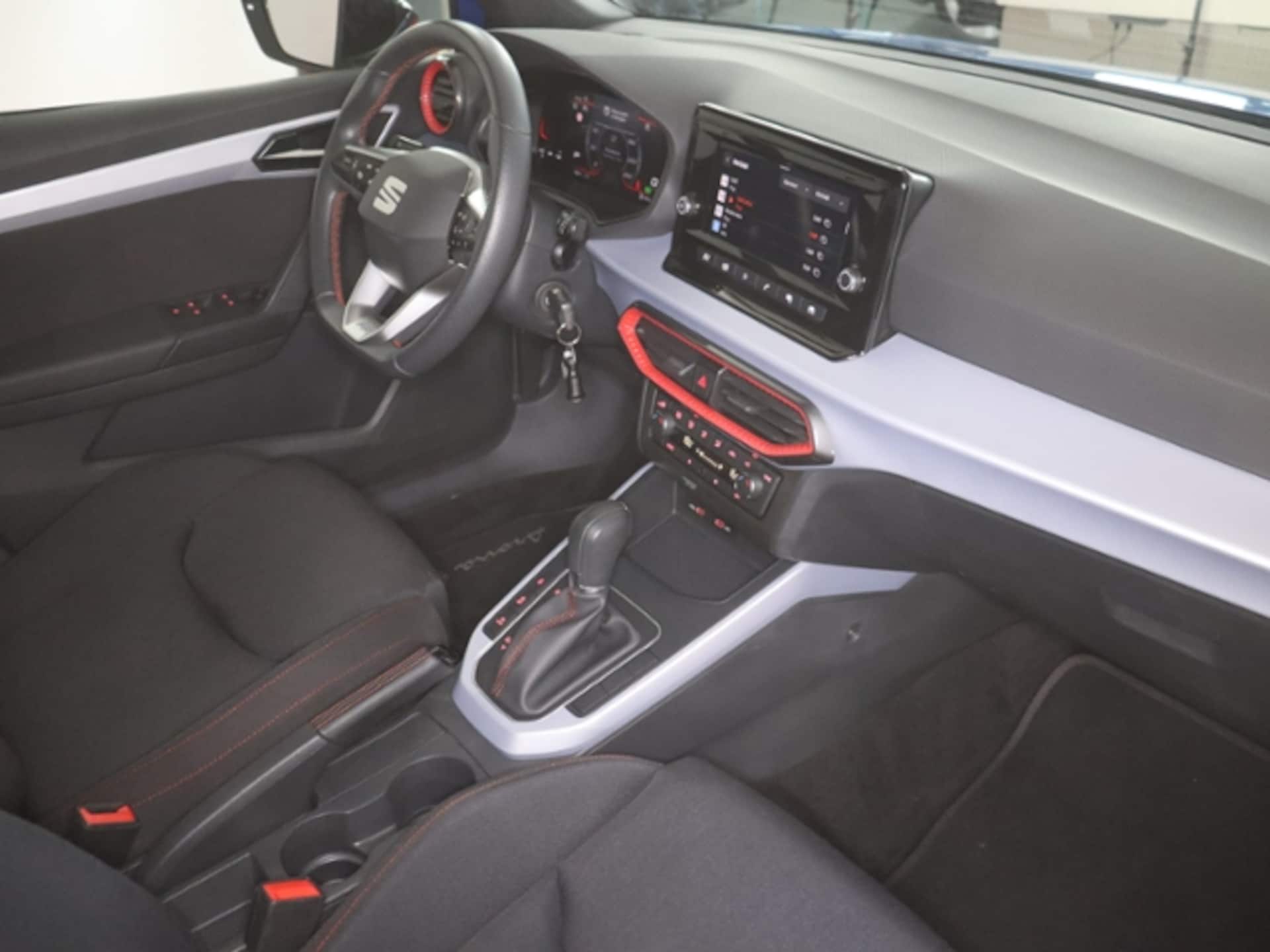 SEAT Arona FR