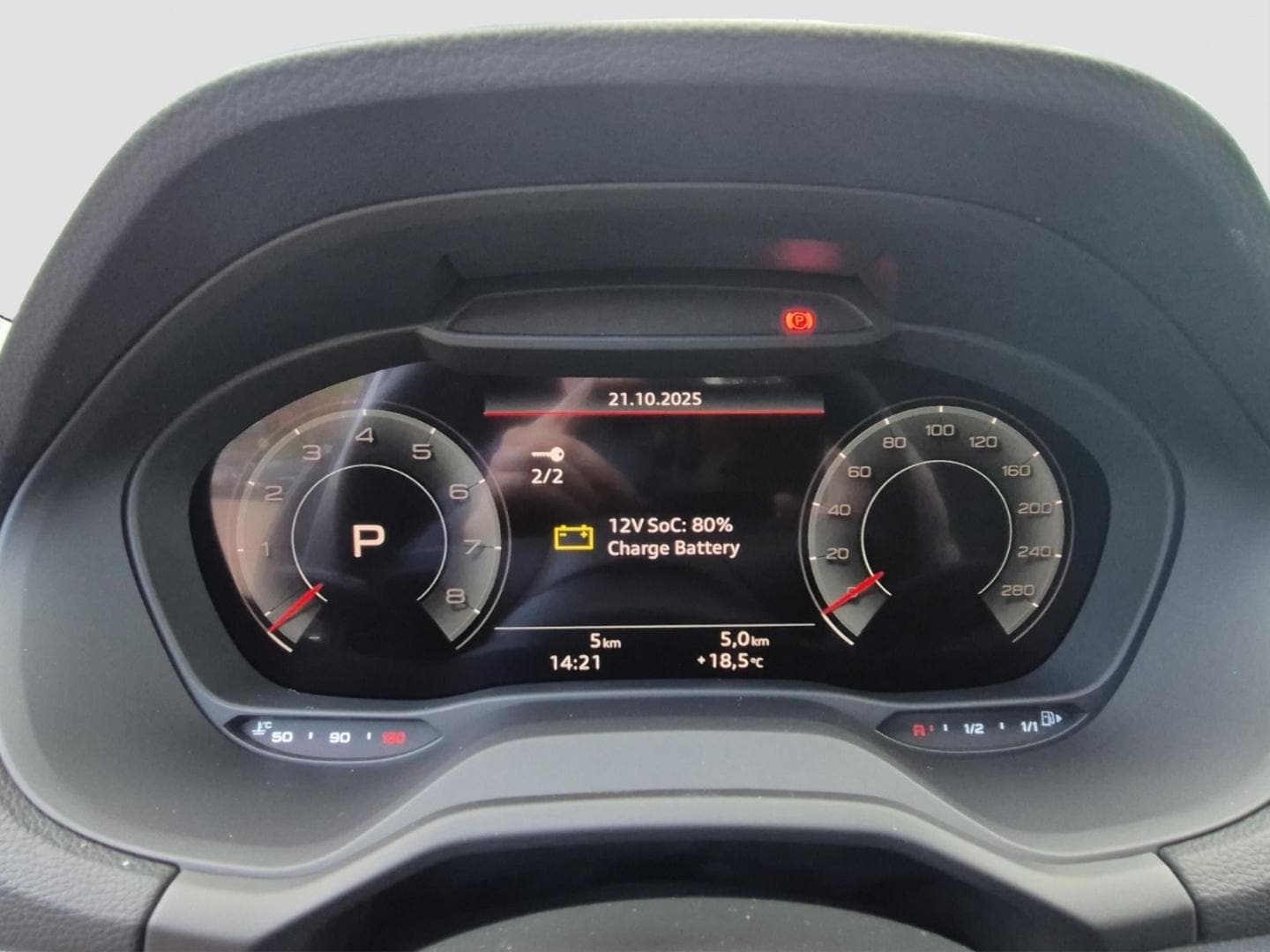 Bild über Audi Q2 advanced 35 TFSI S tronic - für weitere Informationen kontaktieren Sie den Audi Partner