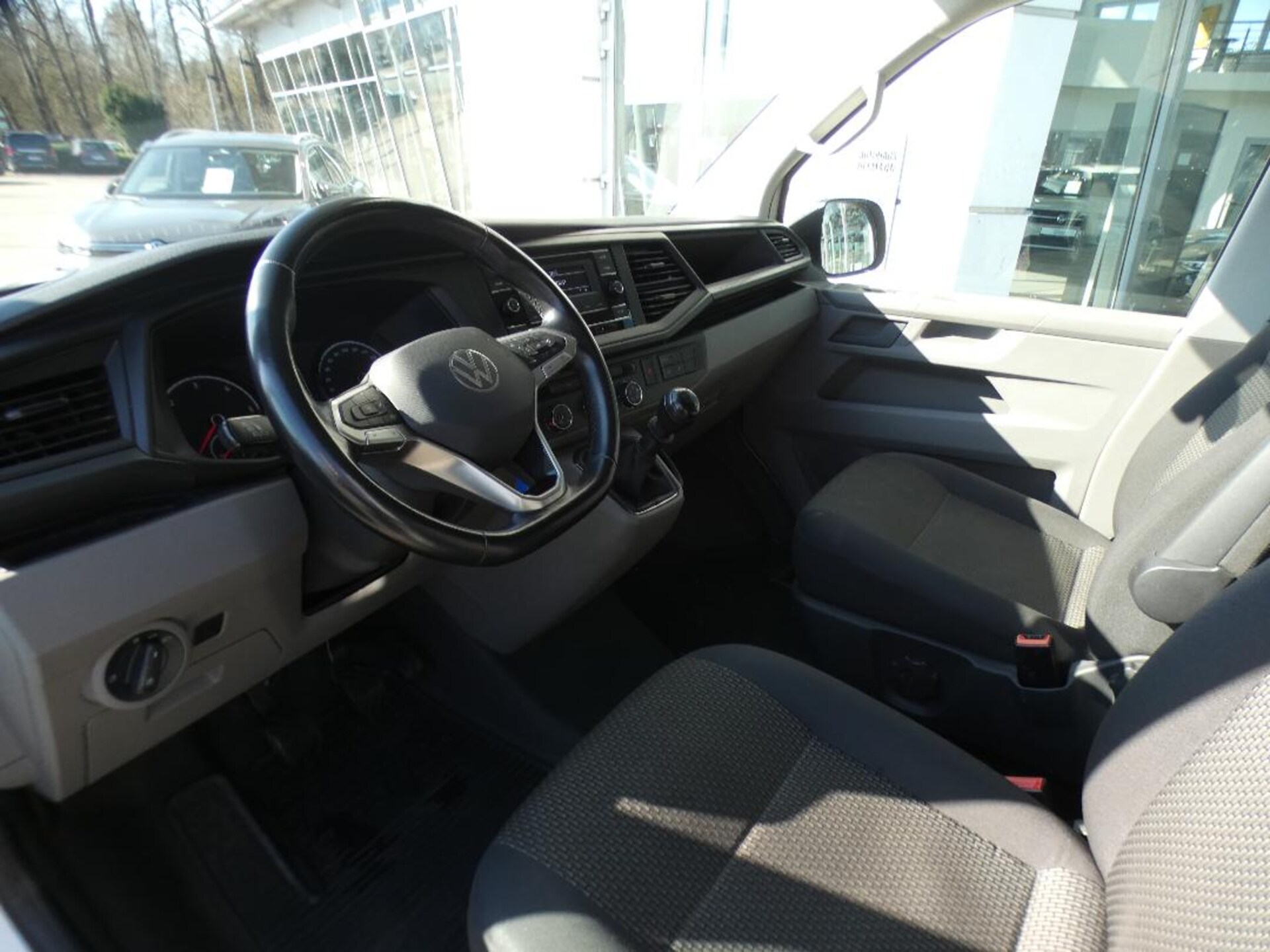 Volkswagen T6.1 Transporter Kasten kurzer Radstand