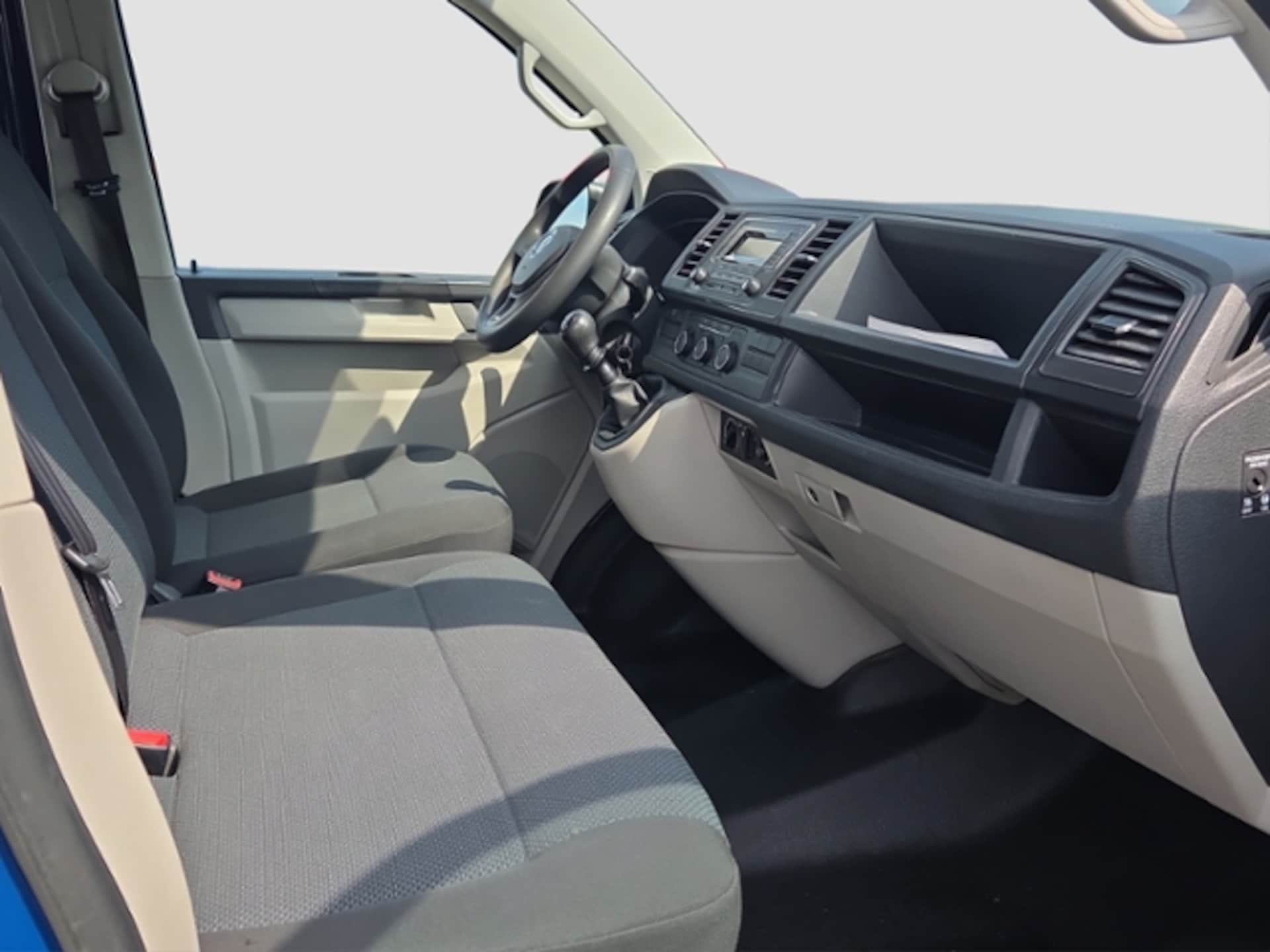 Volkswagen T6 Transporter Kombi kurzer Radstand