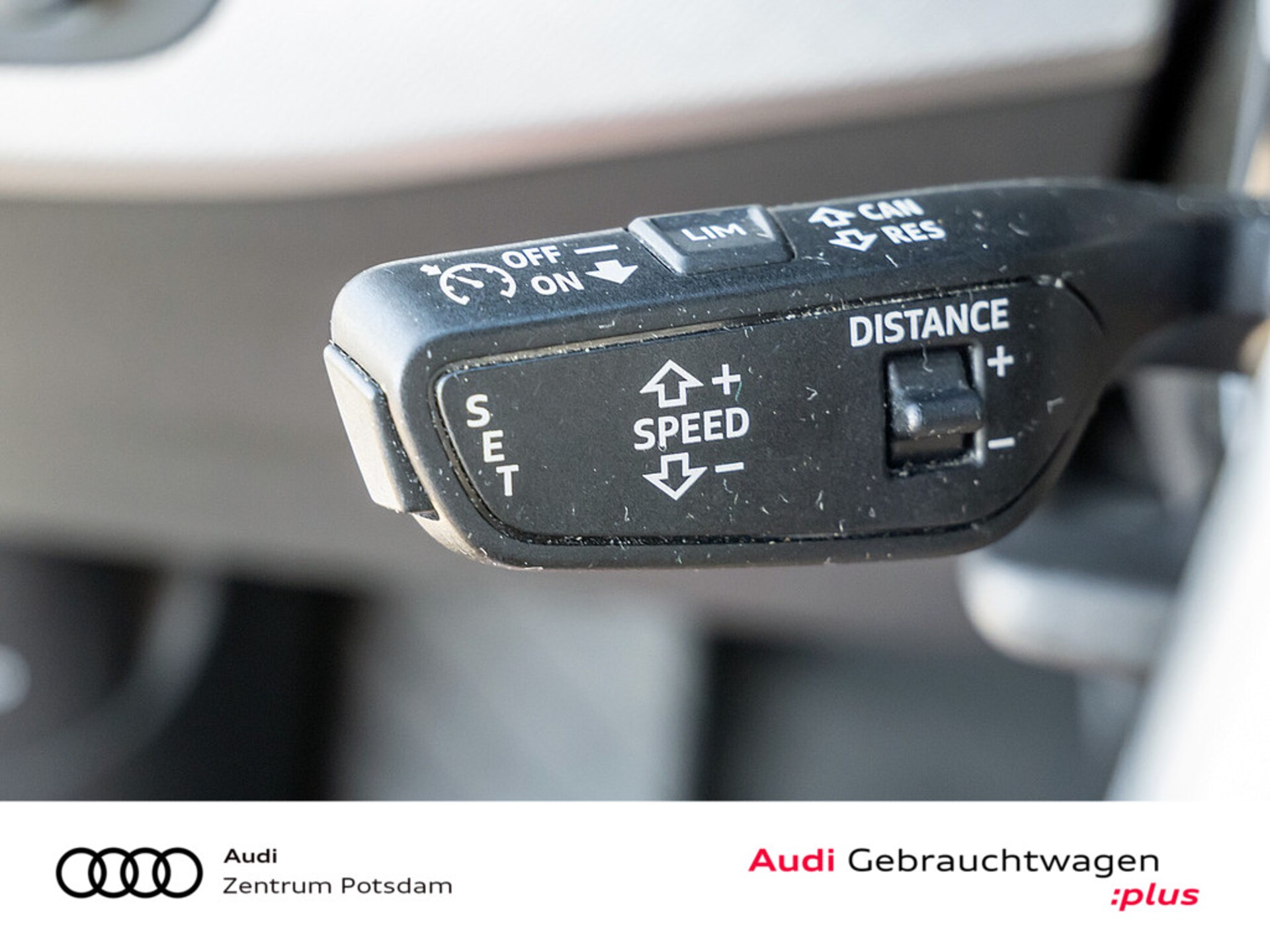 Audi A4 Avant S line