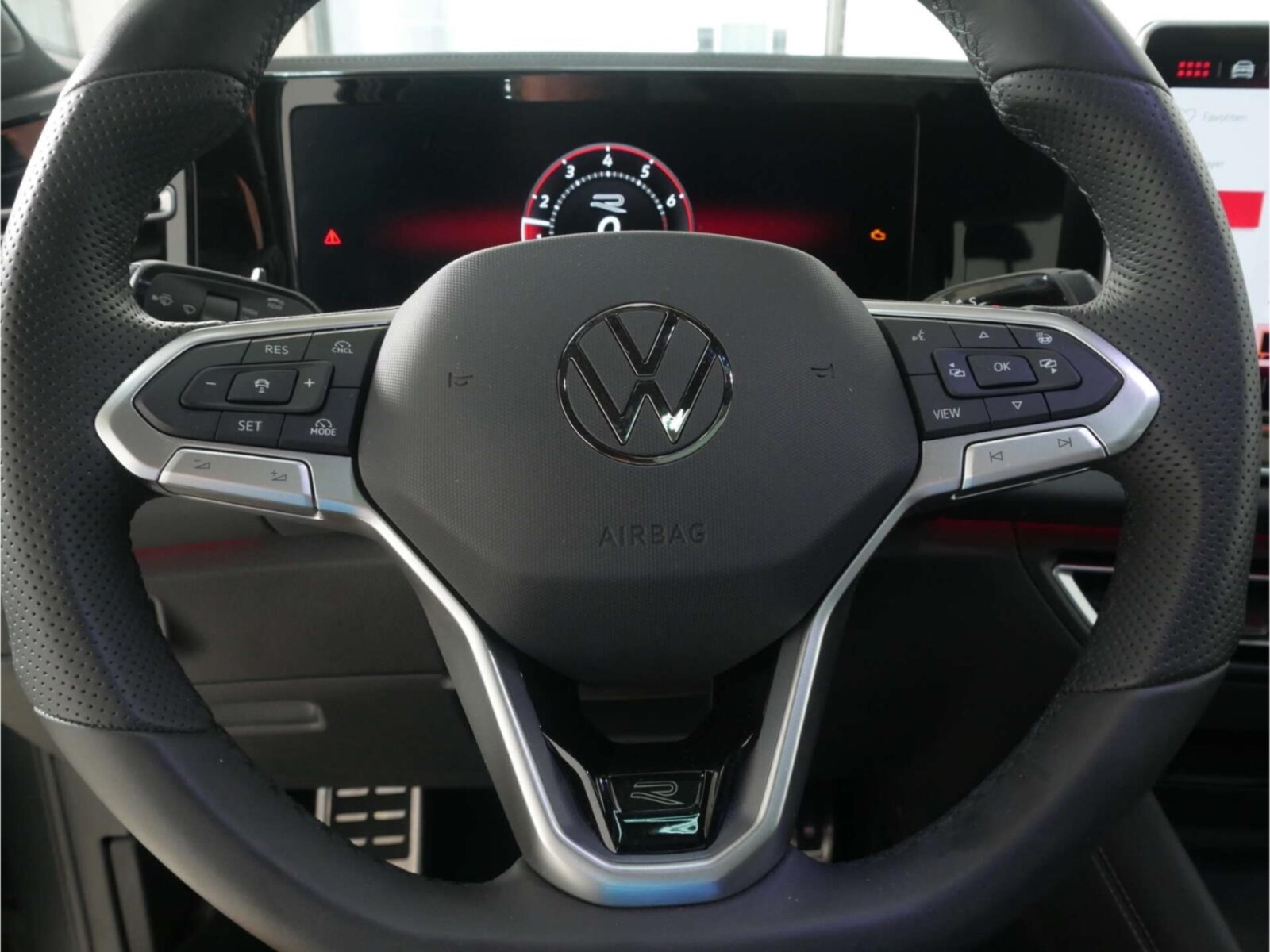 Volkswagen Tiguan – Bild 13