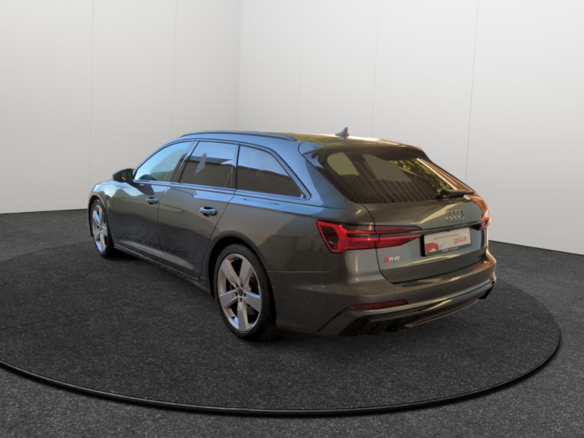 Audi S6 Avant
