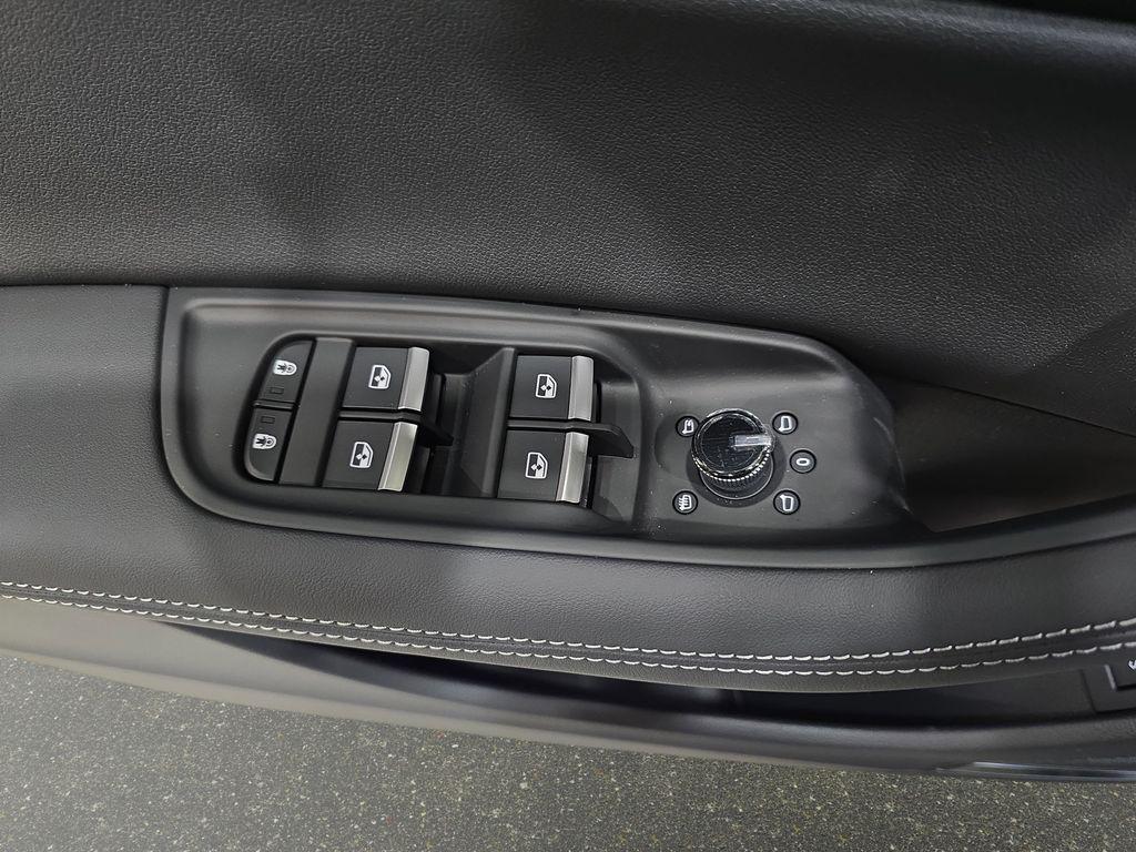 2026 Audi Q8 Premium Plus - Photo 27