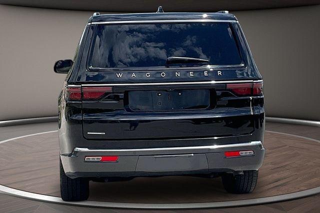 2022 Jeep Wagoneer
