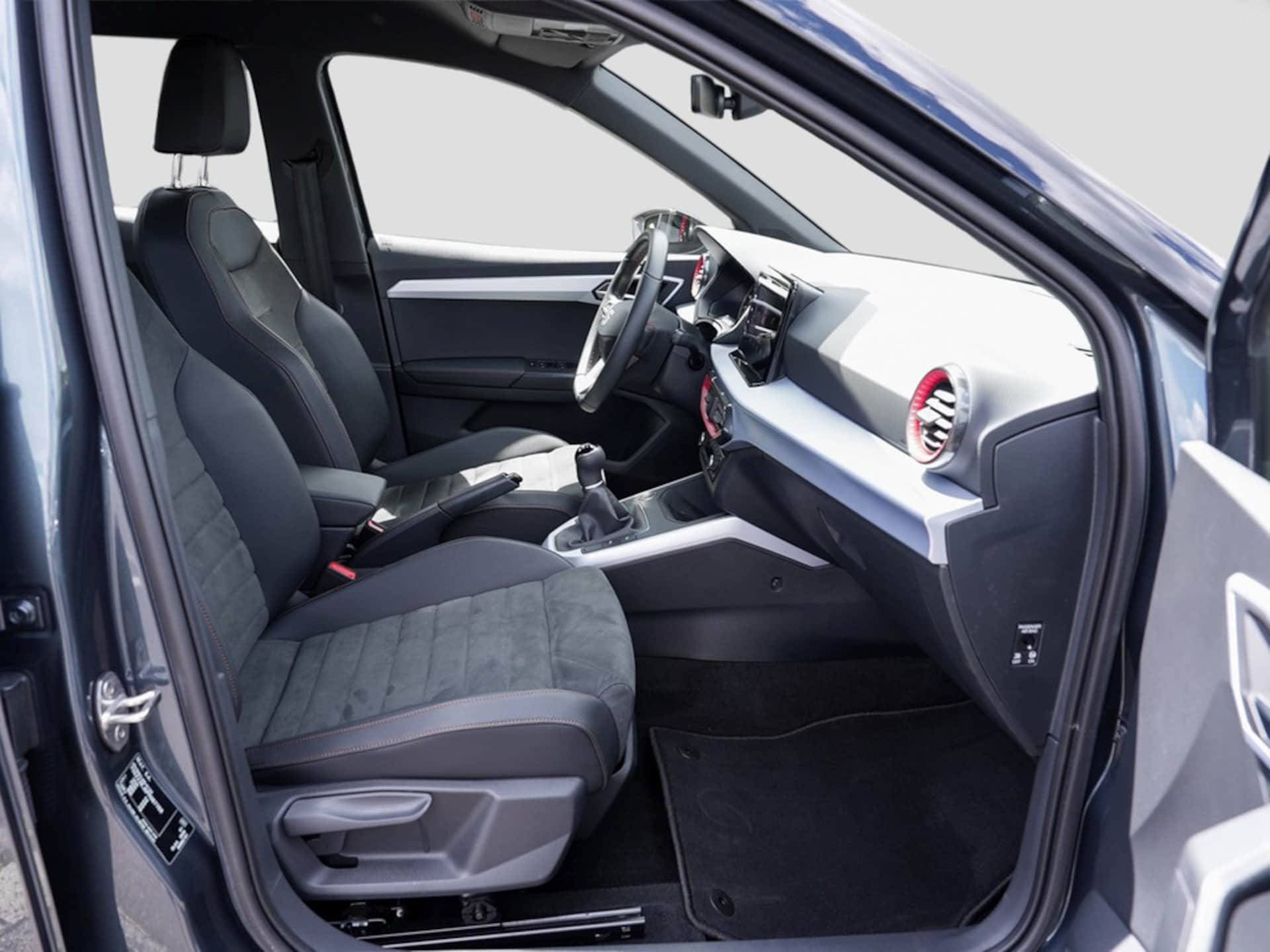 SEAT Arona FR