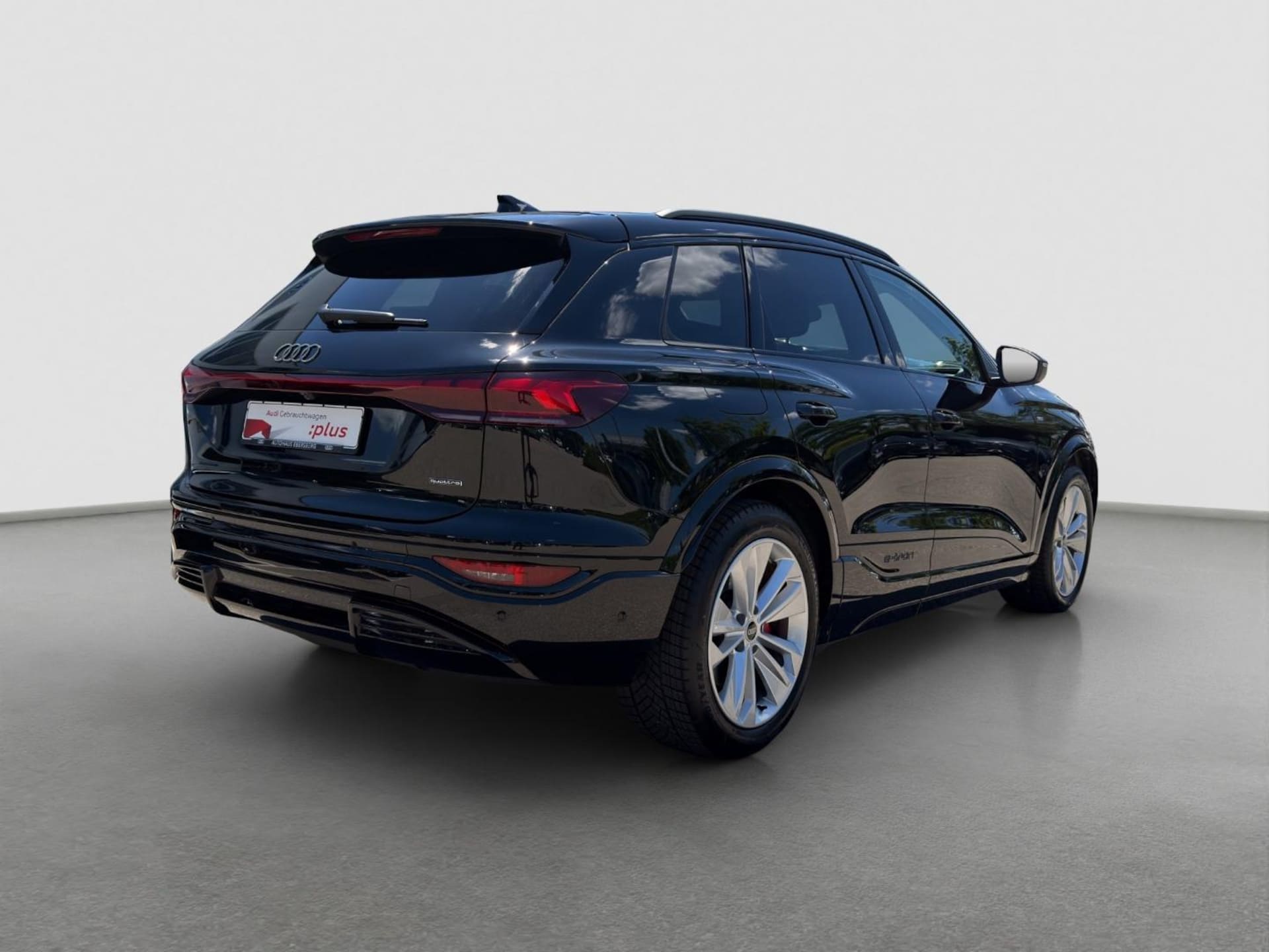 Audi Q6 SUV e-tron