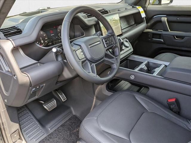 2025 Land Rover Defender