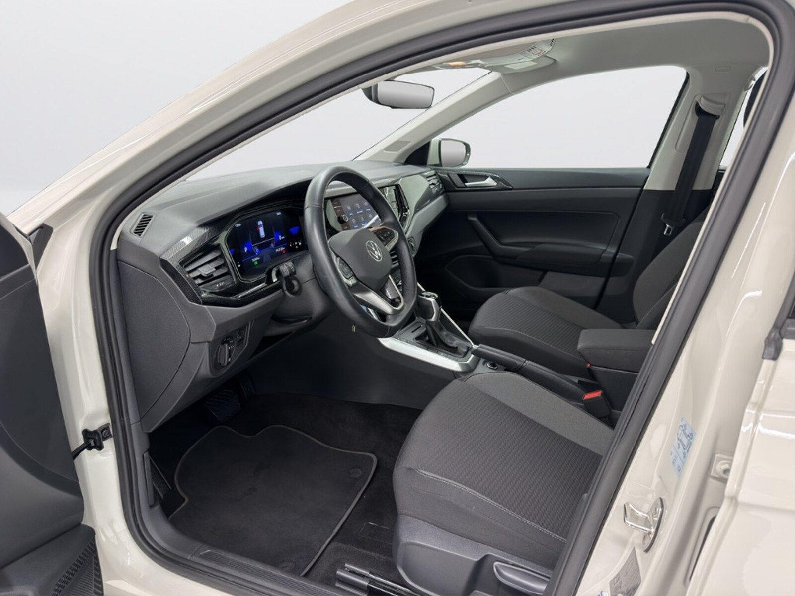 Volkswagen Polo – Bild 9