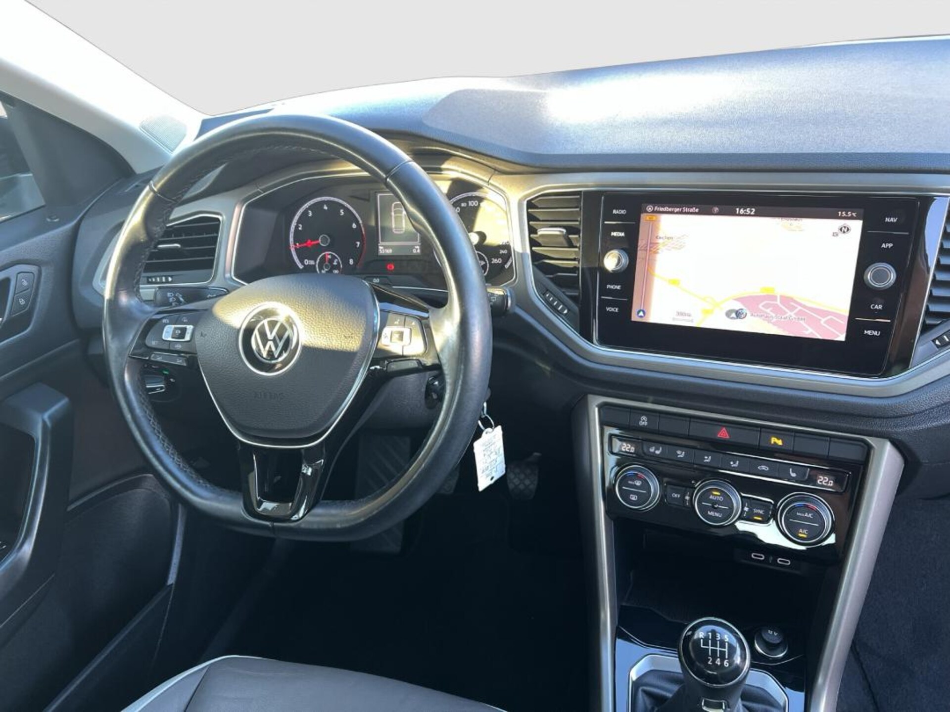 Volkswagen T-Roc Style