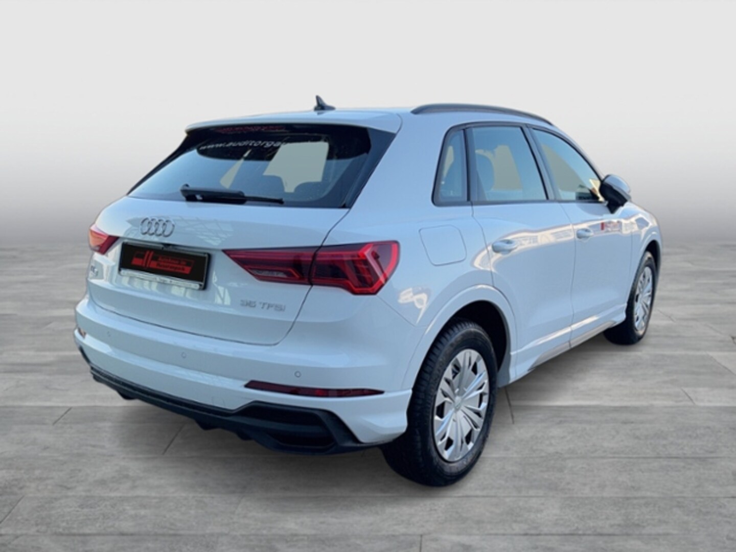 Bild über Audi Q3 TFSI 110 kW S tronic - für weitere Informationen kontaktieren Sie den Audi Partner
