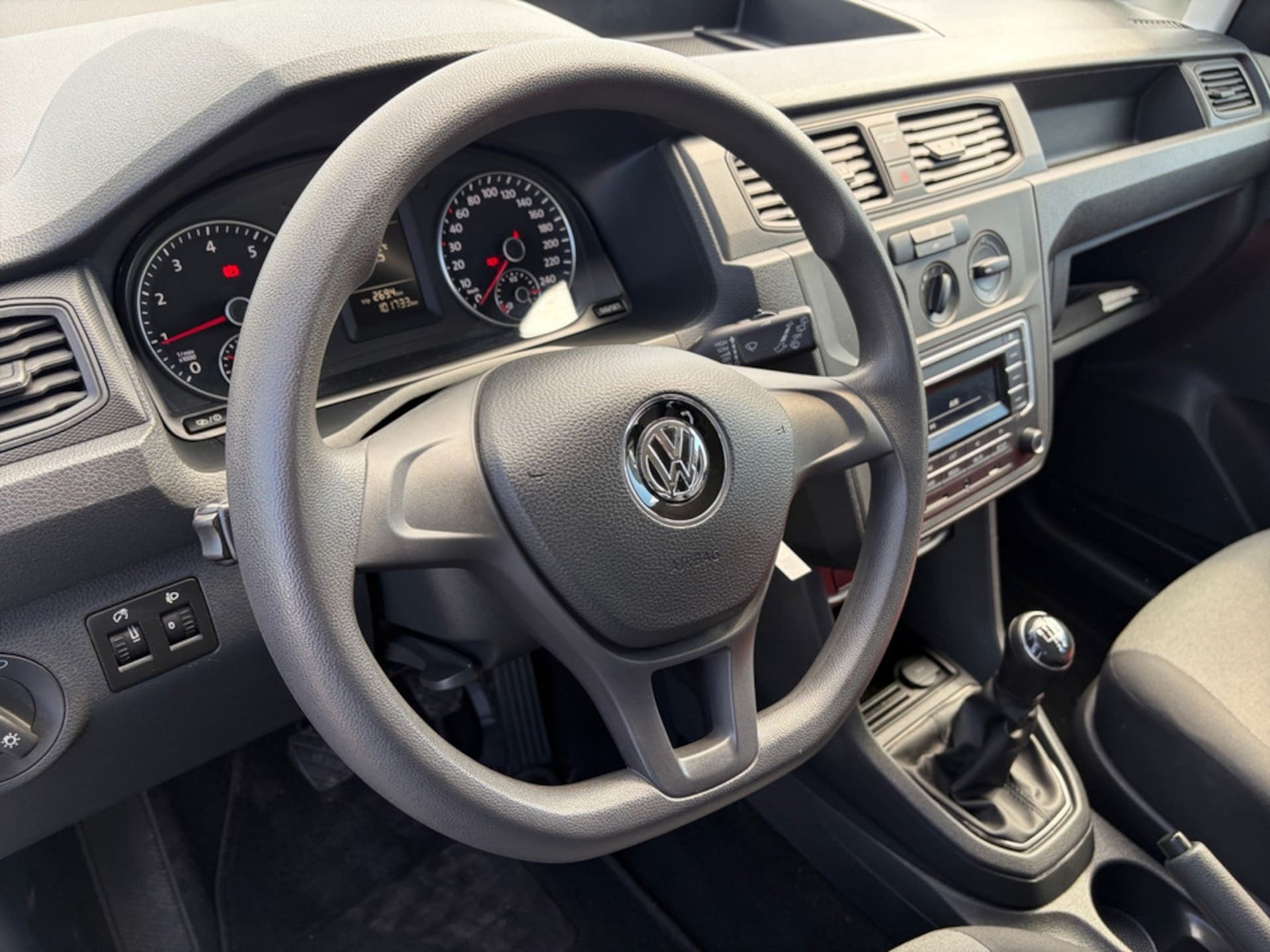 Volkswagen Caddy Kombi Basis-Modell