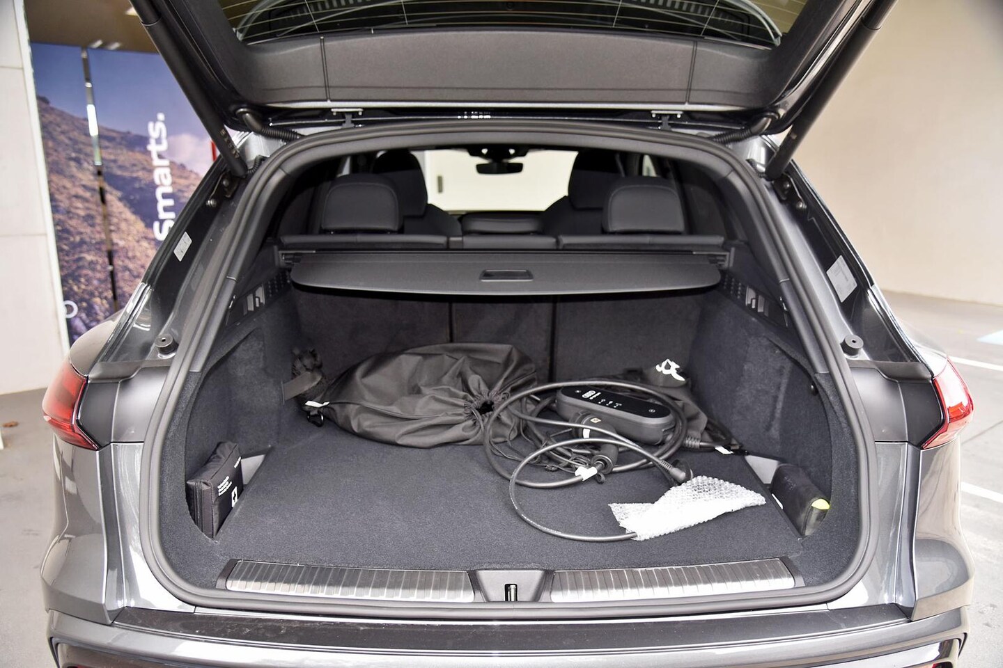 Image about Audi Q5 SUV e-hybrid quattro S tronic