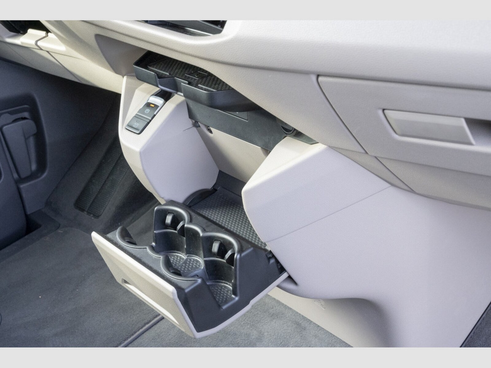 Volkswagen Multivan – Bild 10
