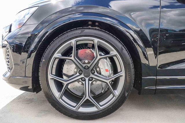 2026 Audi RS Q8 Base - Photo 14