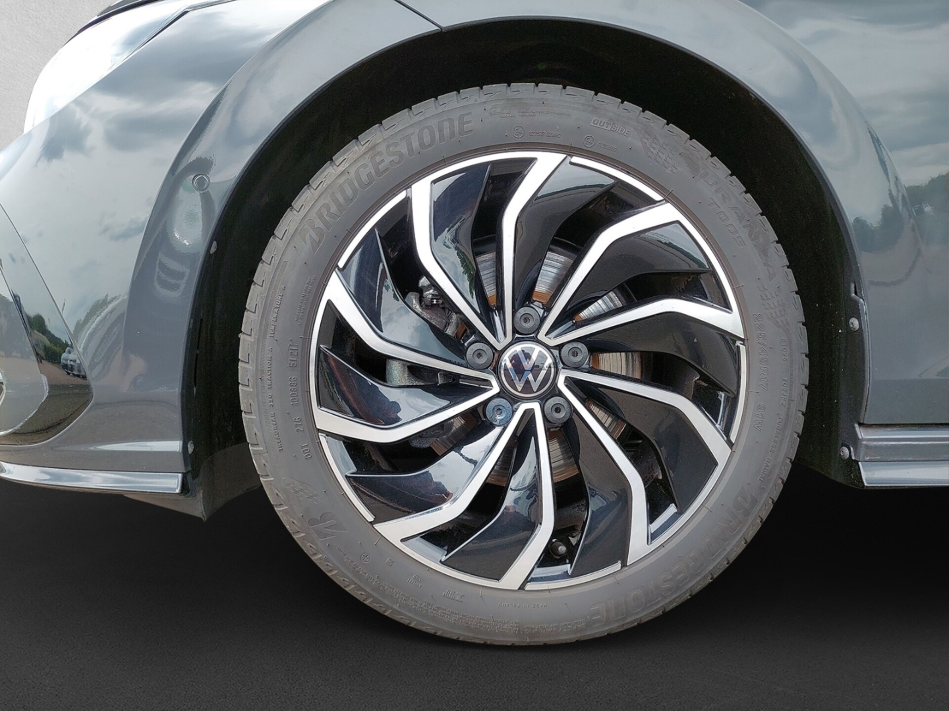 Volkswagen Golf R-Line