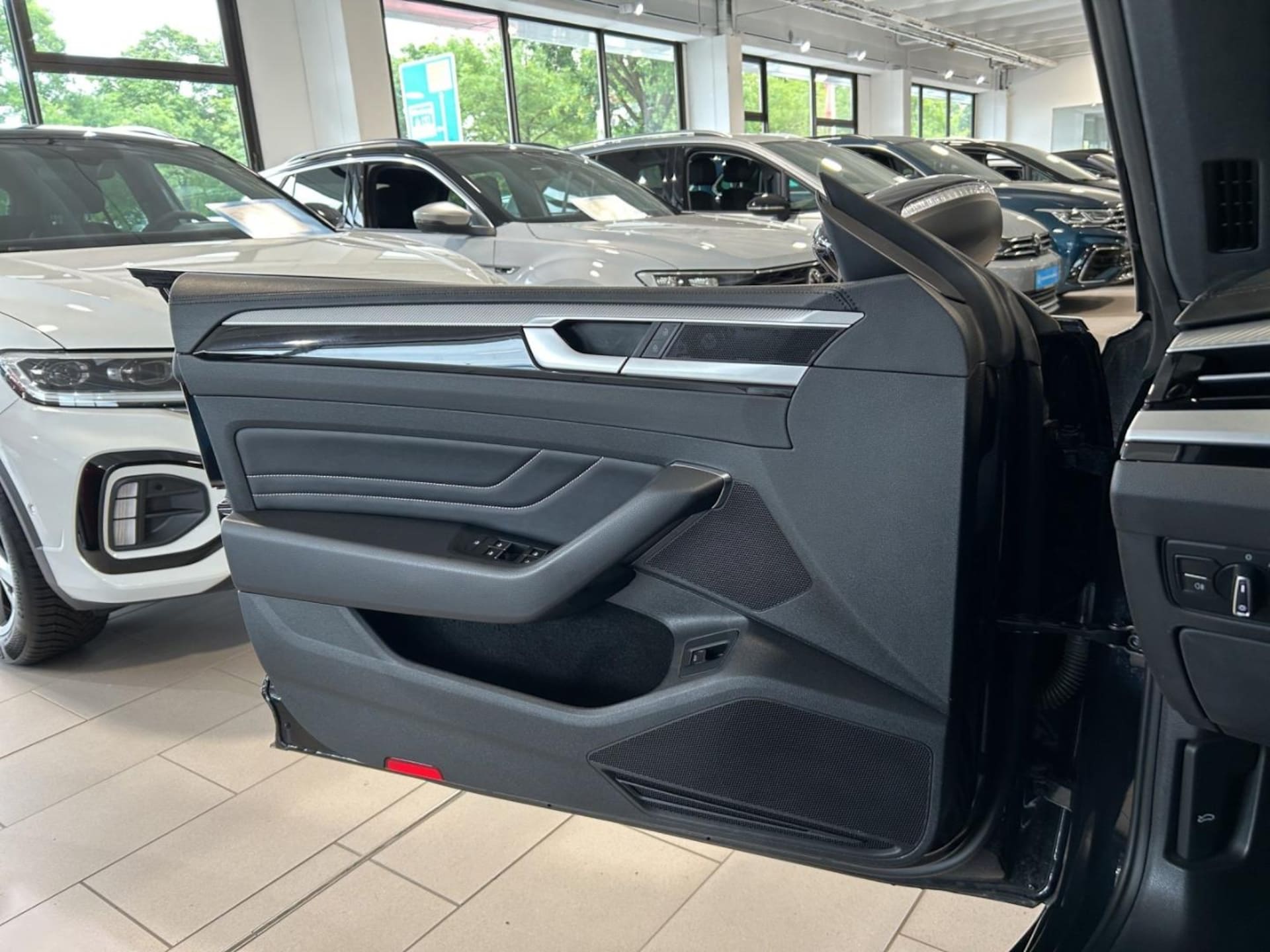 Volkswagen Arteon R-Line