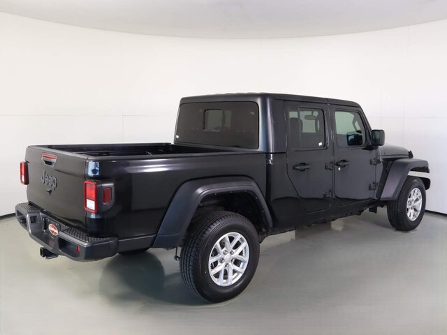 2023 Jeep Gladiator