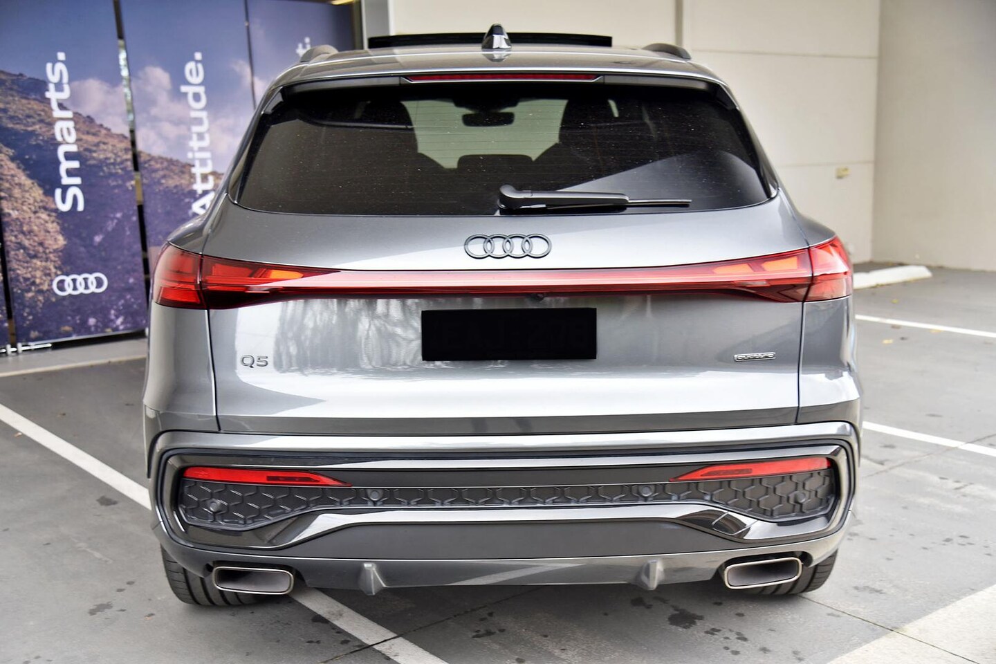 Image about Audi Q5 SUV e-hybrid quattro S tronic