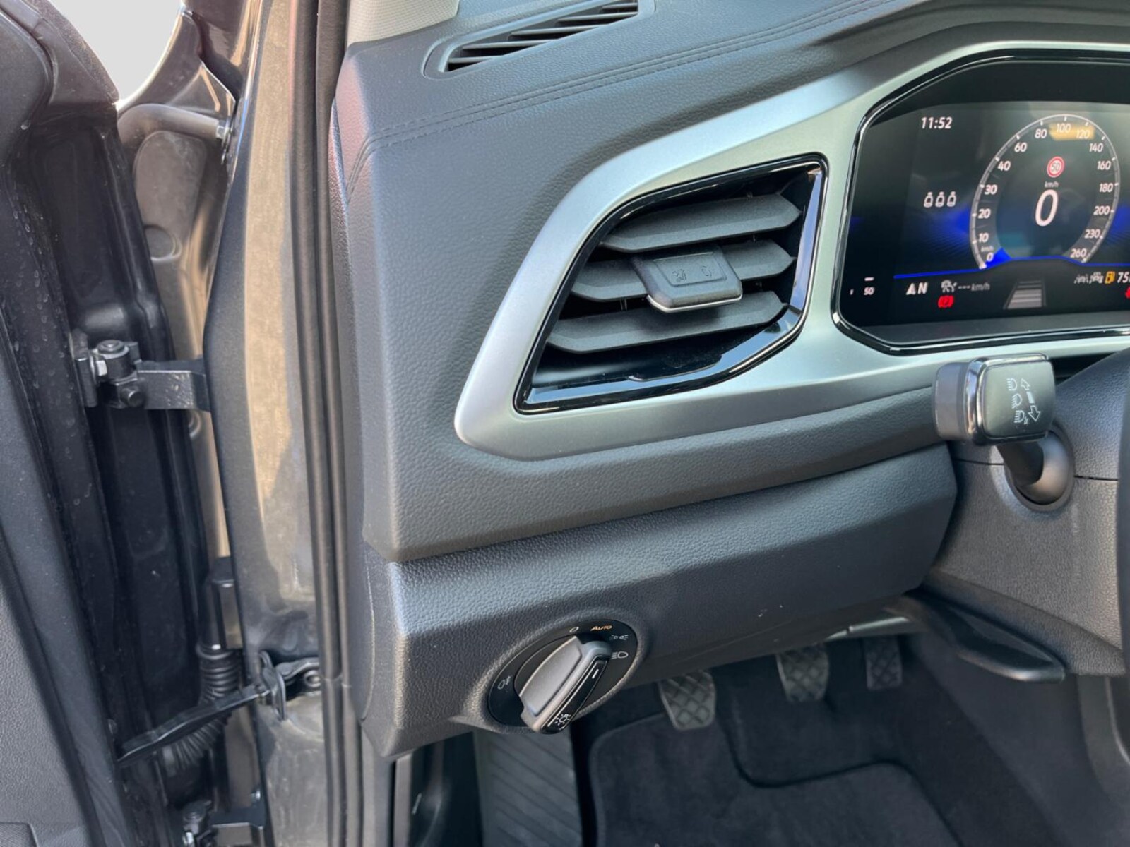 Volkswagen T-Roc – Bild 13