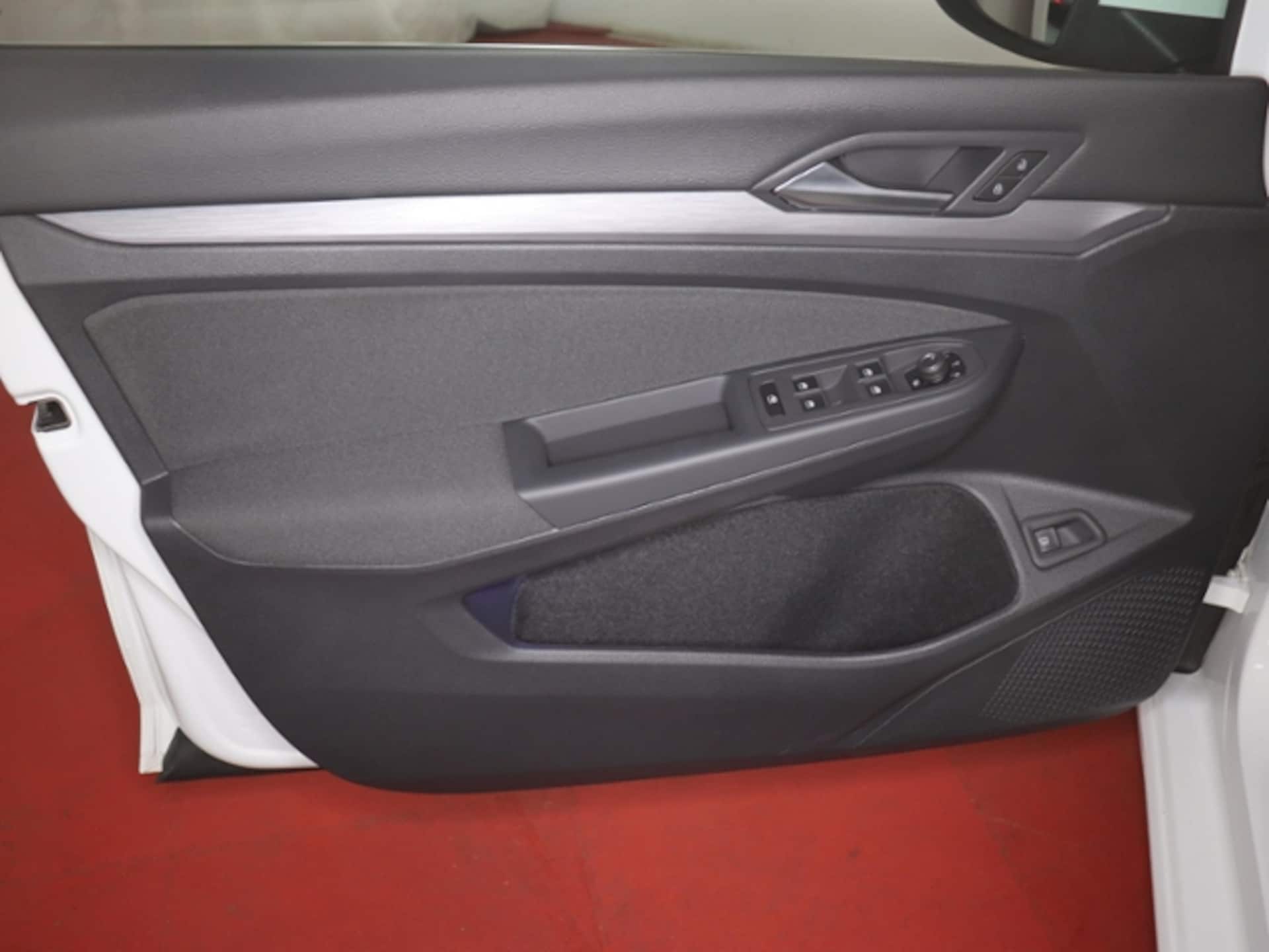 Volkswagen Golf Style