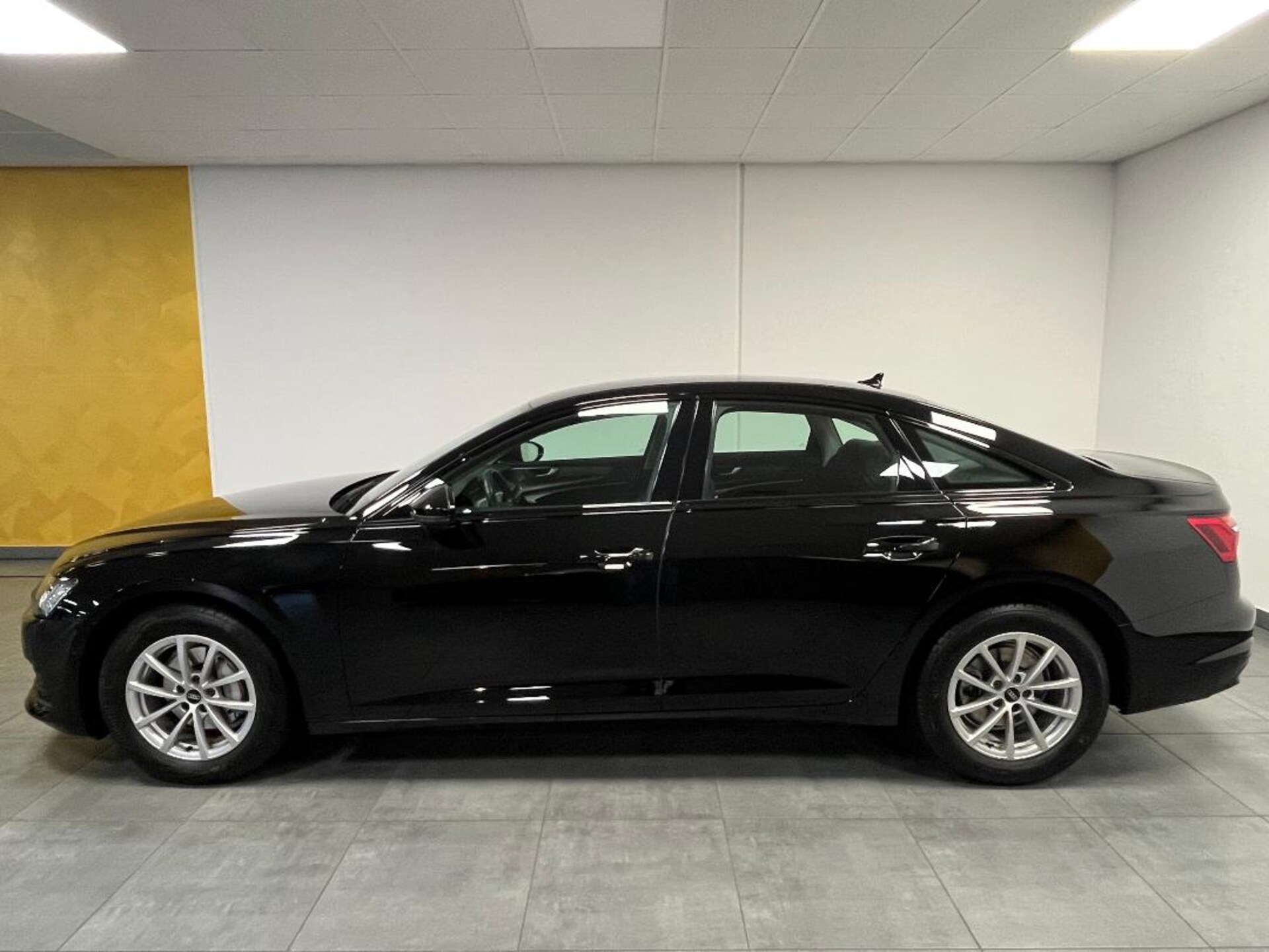 Audi A6 Limousine