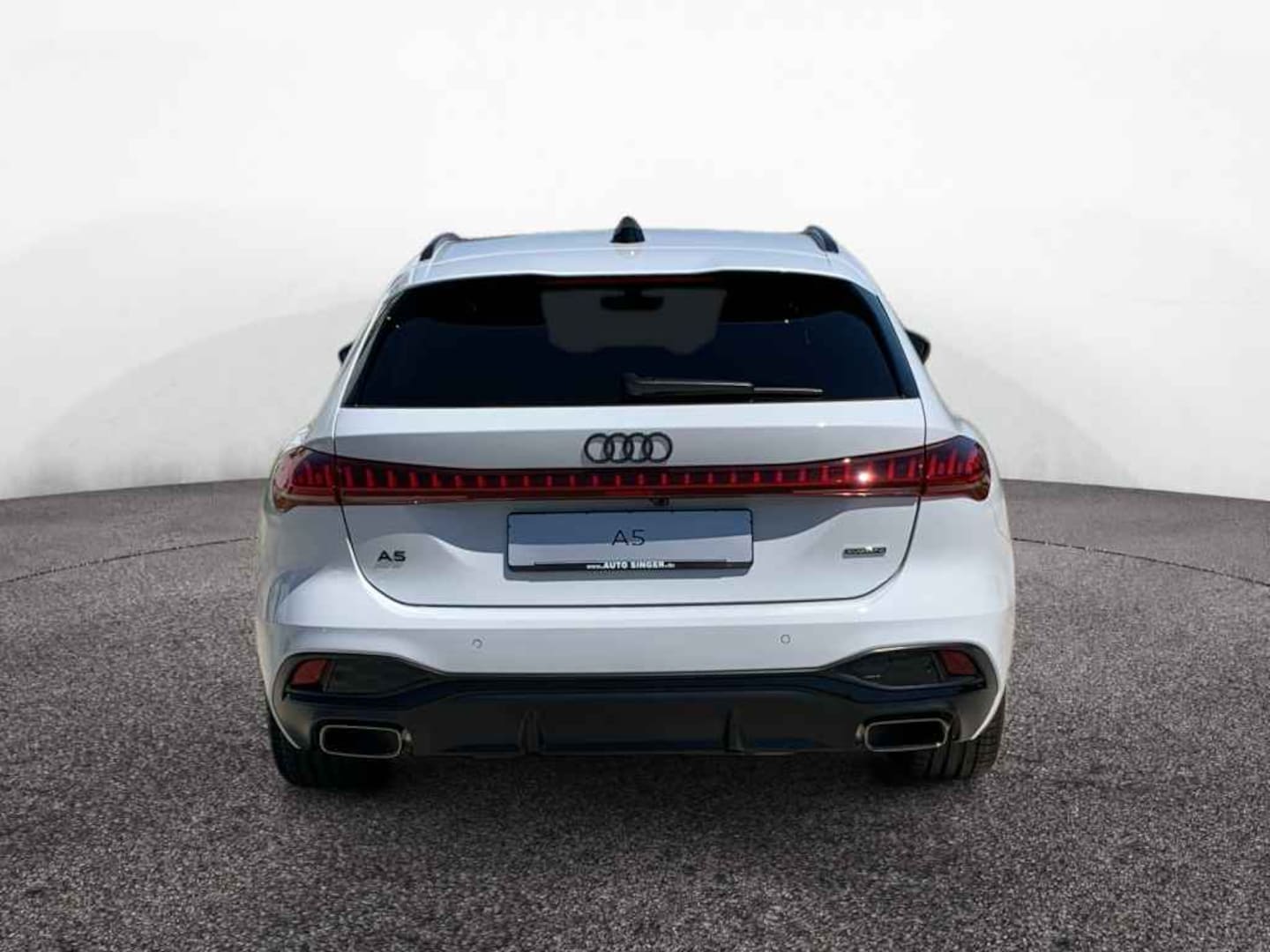Bild über Audi A5 Avant e-hybrid e-hybrid quattro 220 kW S tronic - für weitere Informationen kontaktieren Sie den Audi Partner