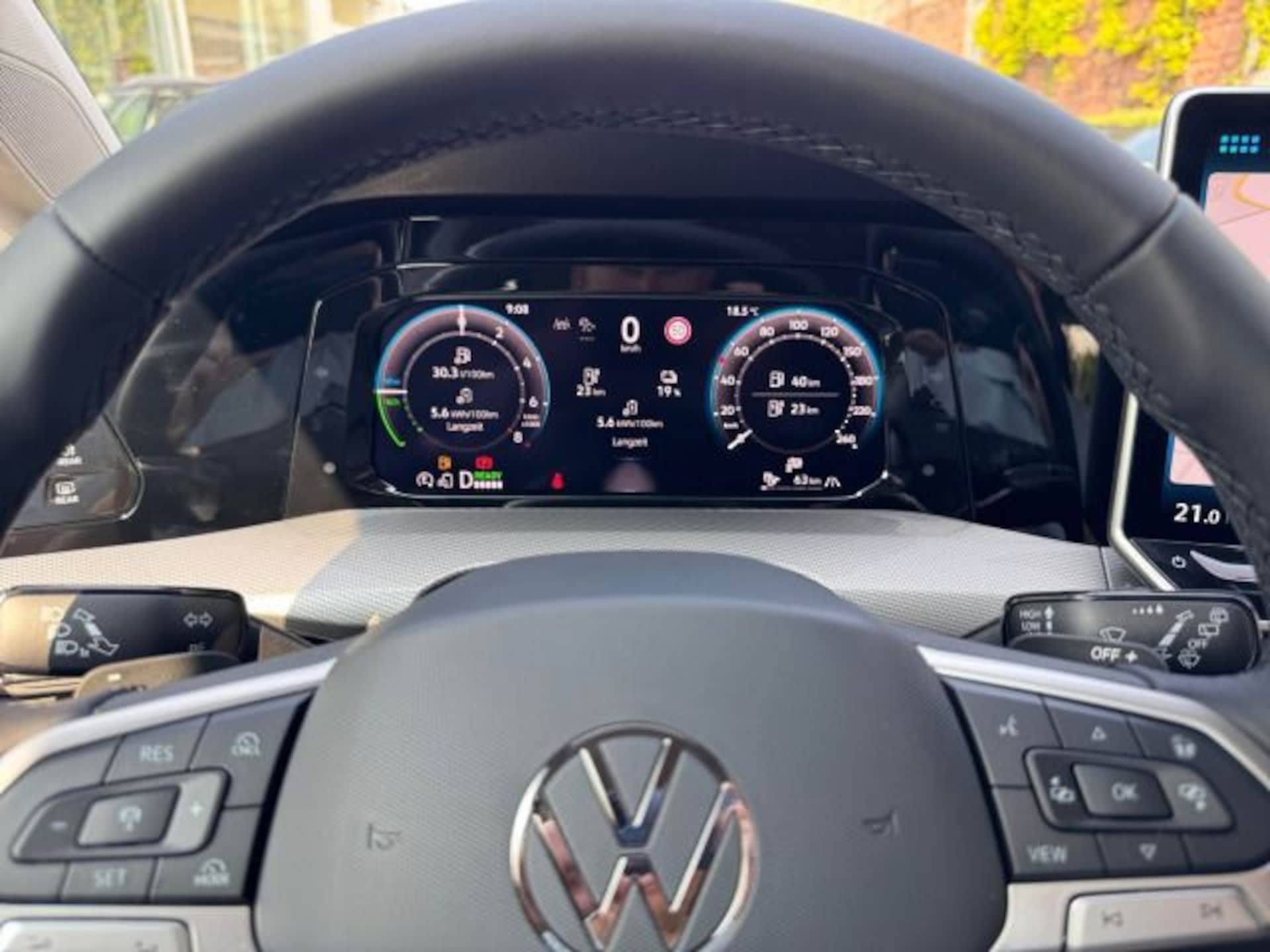 Volkswagen Golf Style