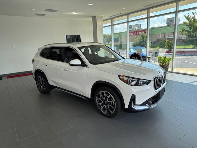 2025 BMW X1