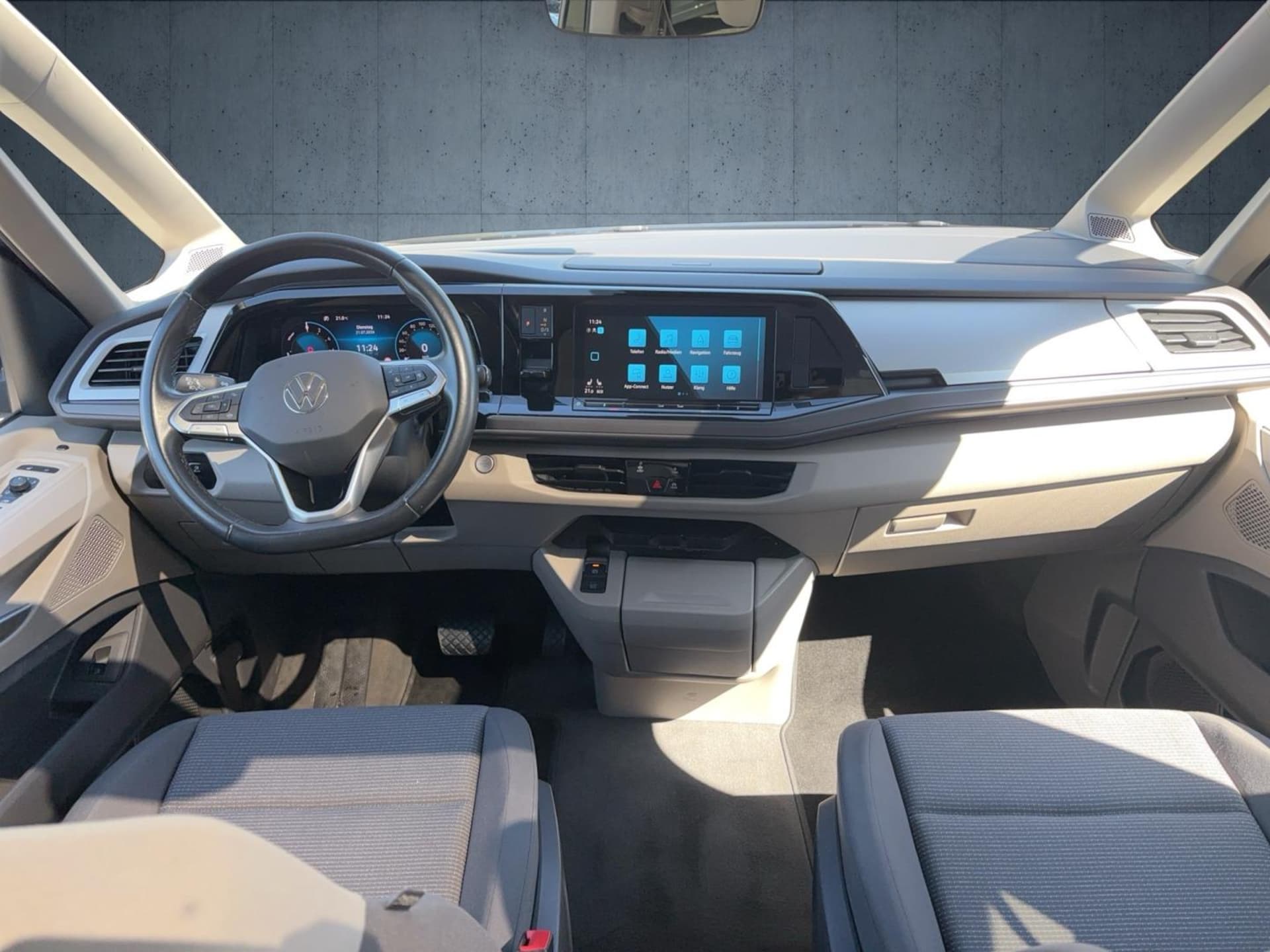 Volkswagen Multivan Basis-Modell