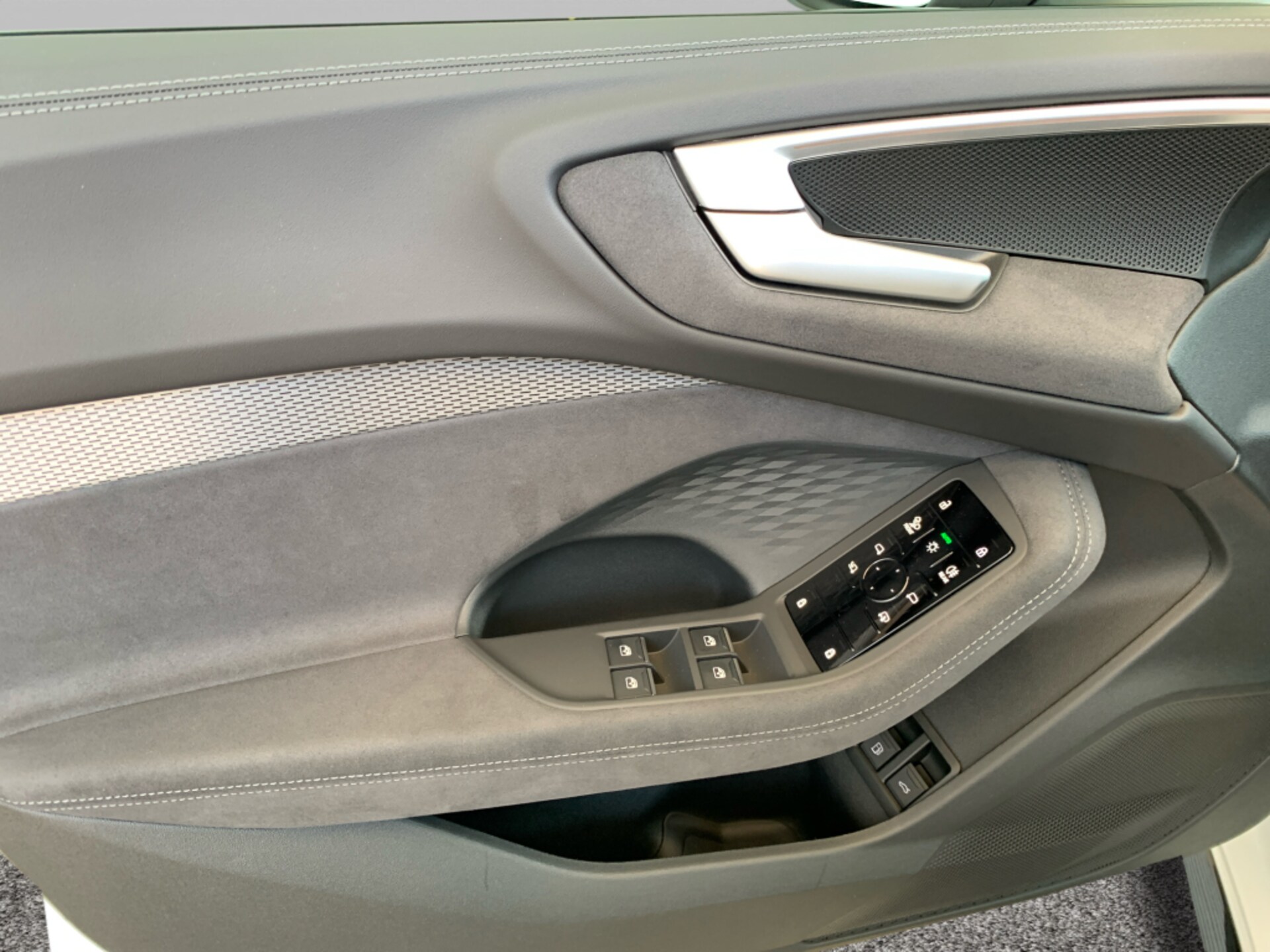 Audi A5 Avant e-hybrid