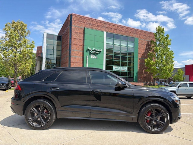 2023 Audi Q8