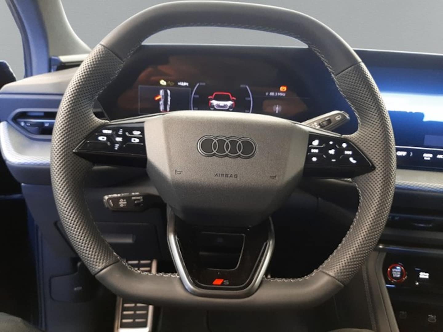 Bild über Audi Q5 Sportback TDI quattro 150 kW S tronic - für weitere Informationen kontaktieren Sie den Audi Partner