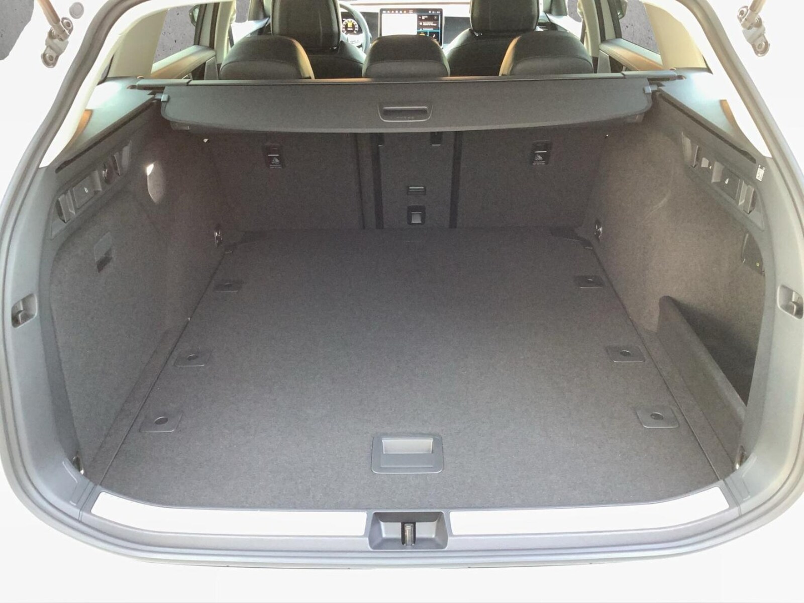 Volkswagen Passat – Bild 21