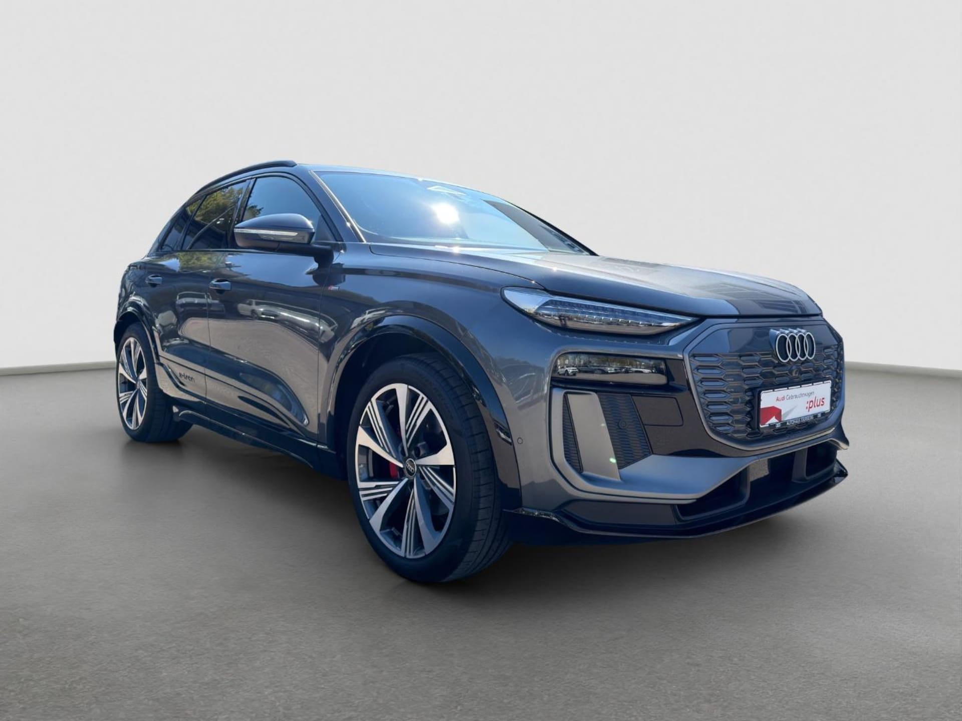 Audi Q6 SUV e-tron
