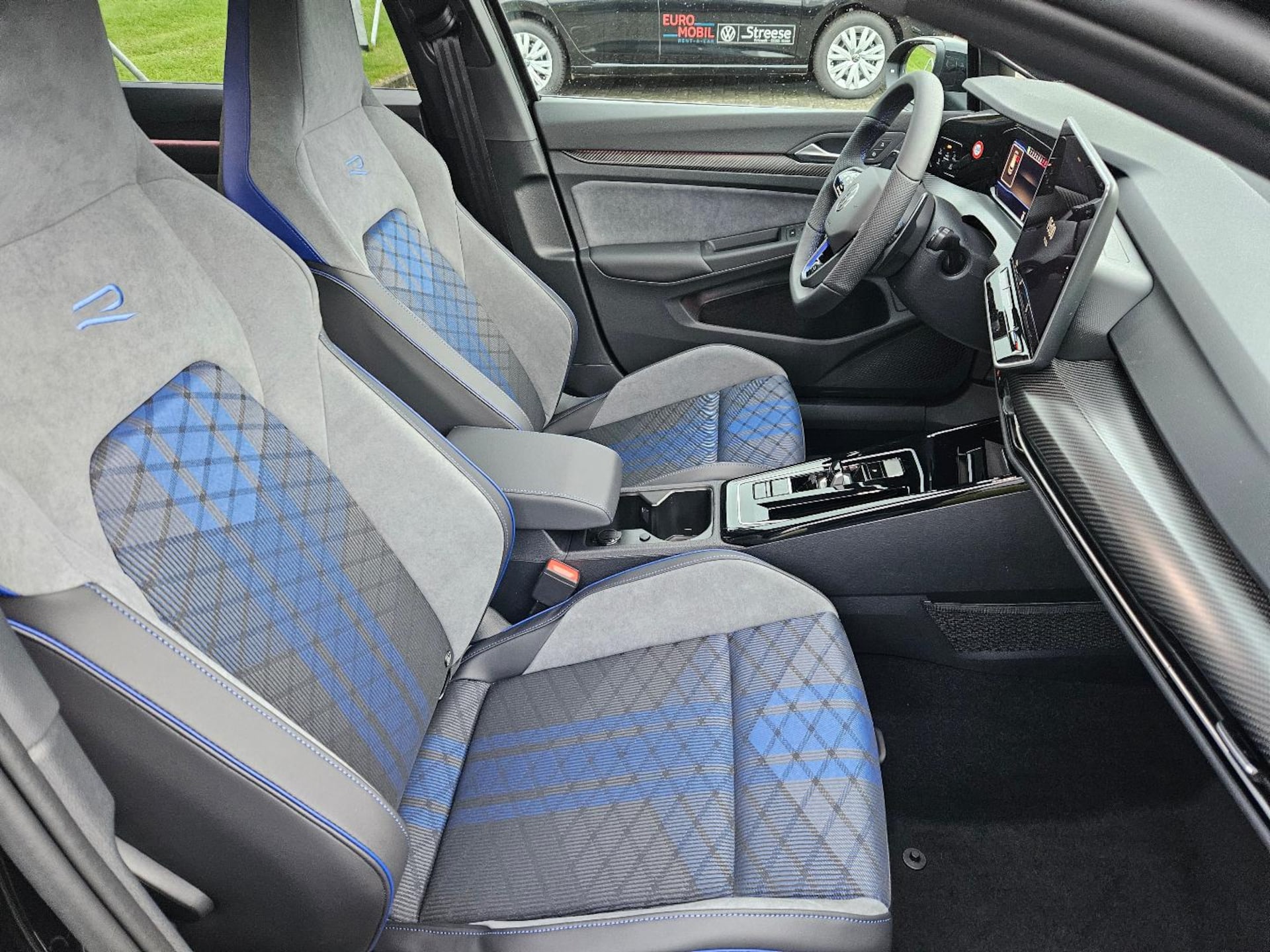 Volkswagen Golf R