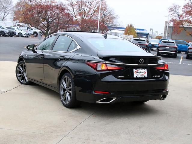 2021 LEXUS ES - Image 10