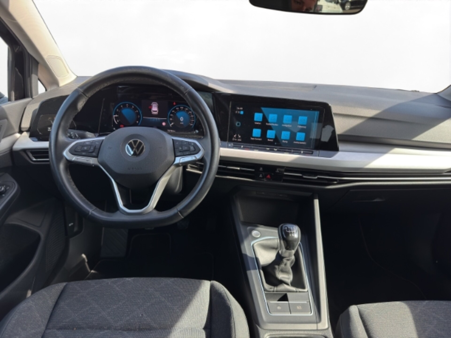 Volkswagen Golf Variant Life