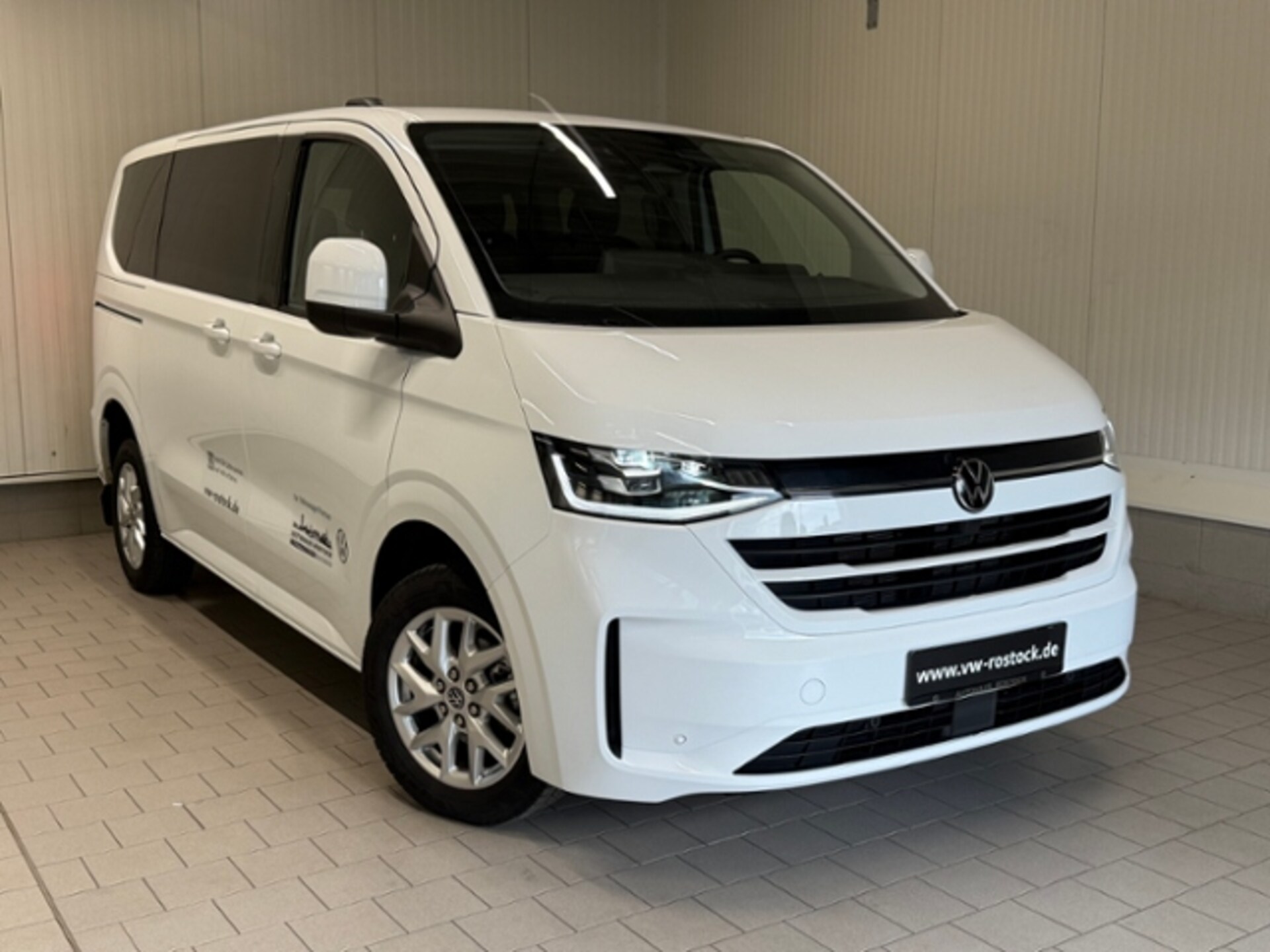 Volkswagen Caravelle Style