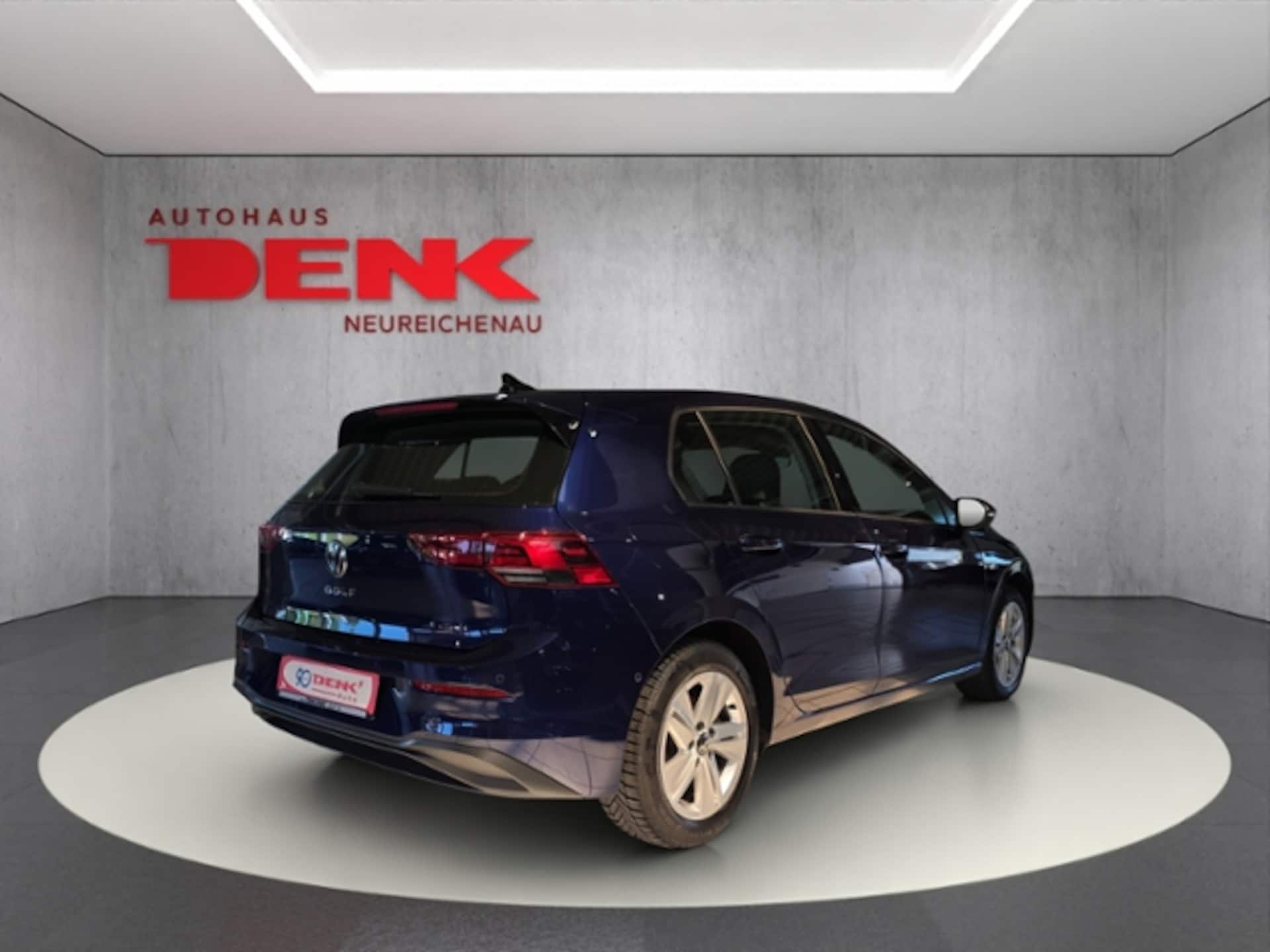 Volkswagen Golf Life