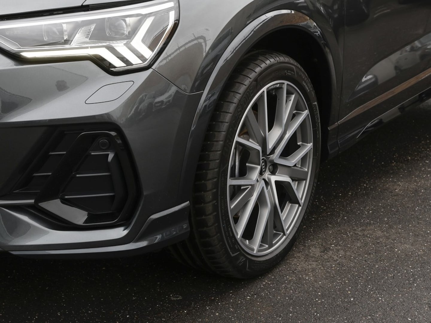 Bild über Audi Q3 Sportback TDI quattro 142 kW S tronic - für weitere Informationen kontaktieren Sie den Audi Partner