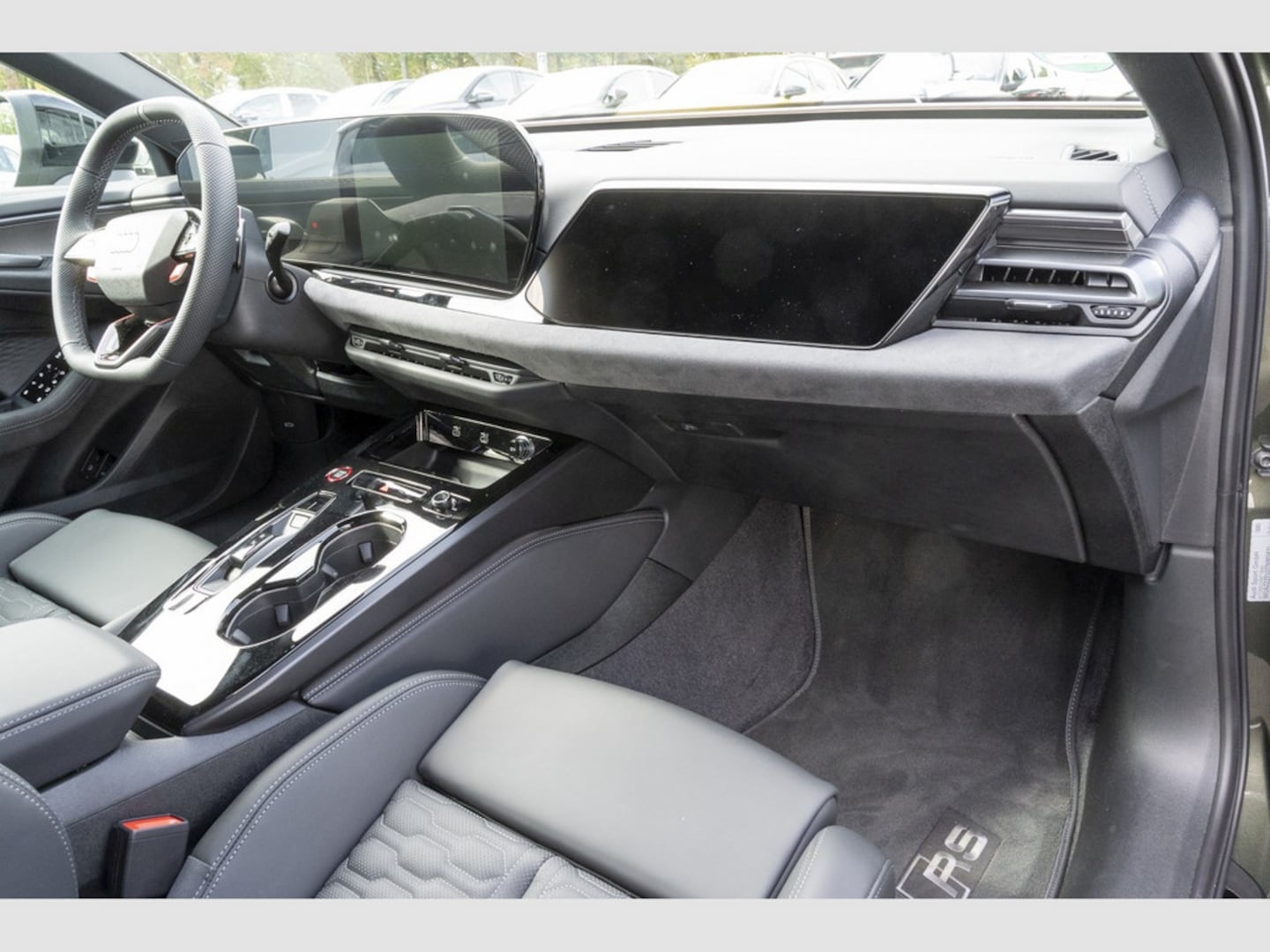 Bild über Audi RS 5 Limousine TFSI quattro 470 kW tiptronic - für weitere Informationen kontaktieren Sie den Audi Partner