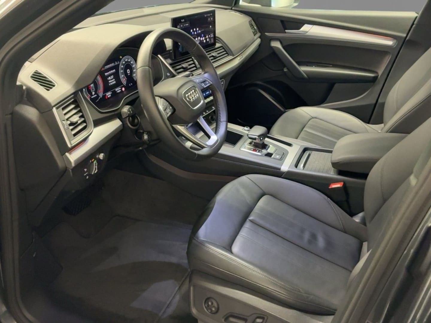 Bild über Audi Q5 Sportback 50 TDI quattro tiptronic - für weitere Informationen kontaktieren Sie den Audi Partner