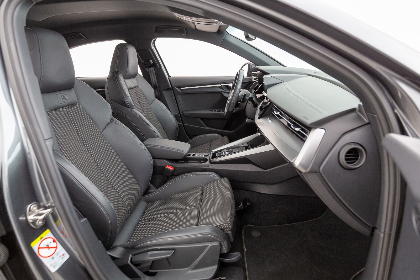 Image about Audi S3 Limousine S3 Limousine TFSI 228(310) kW(PS) S tronic