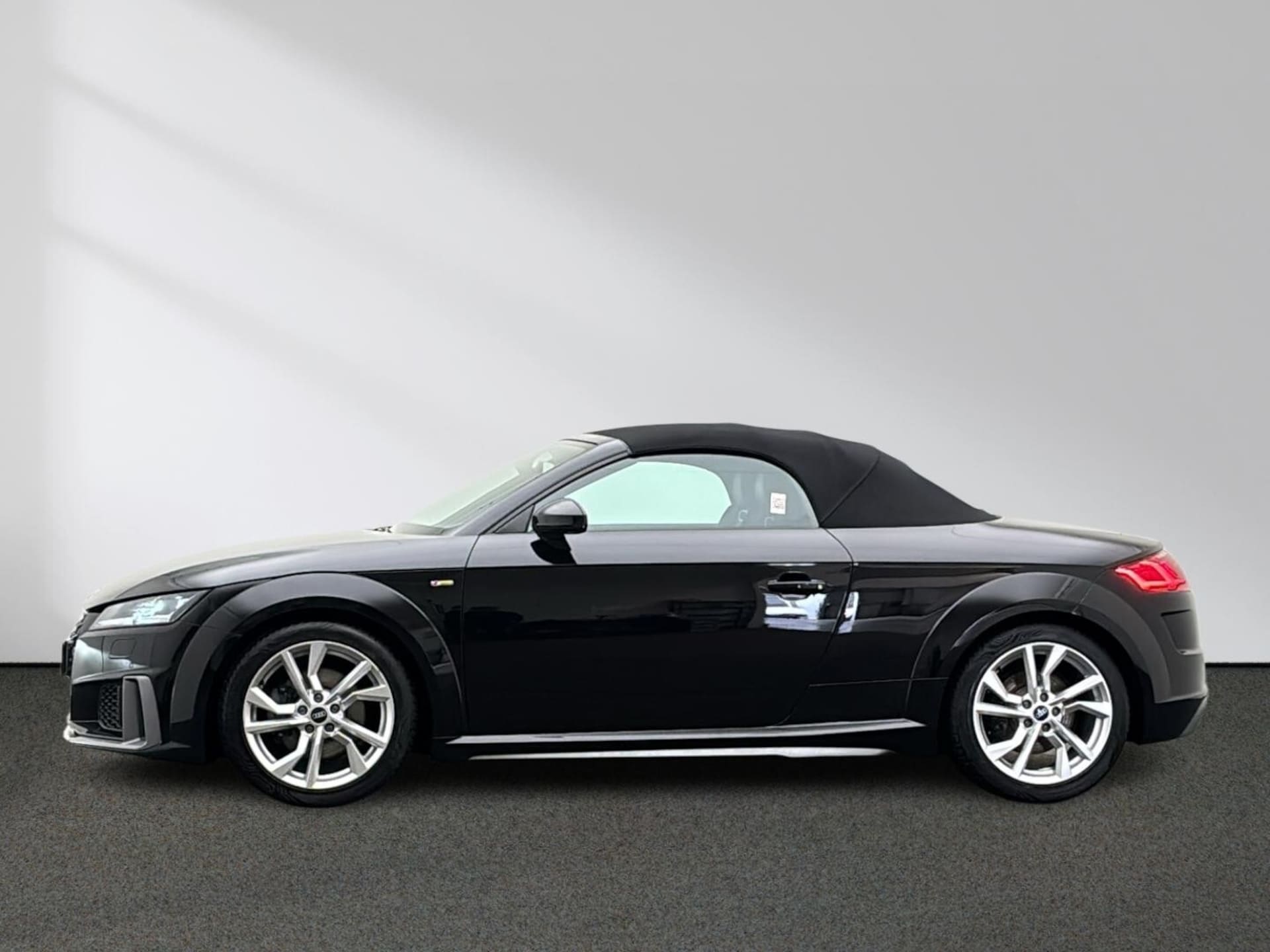 Audi TT Roadster
